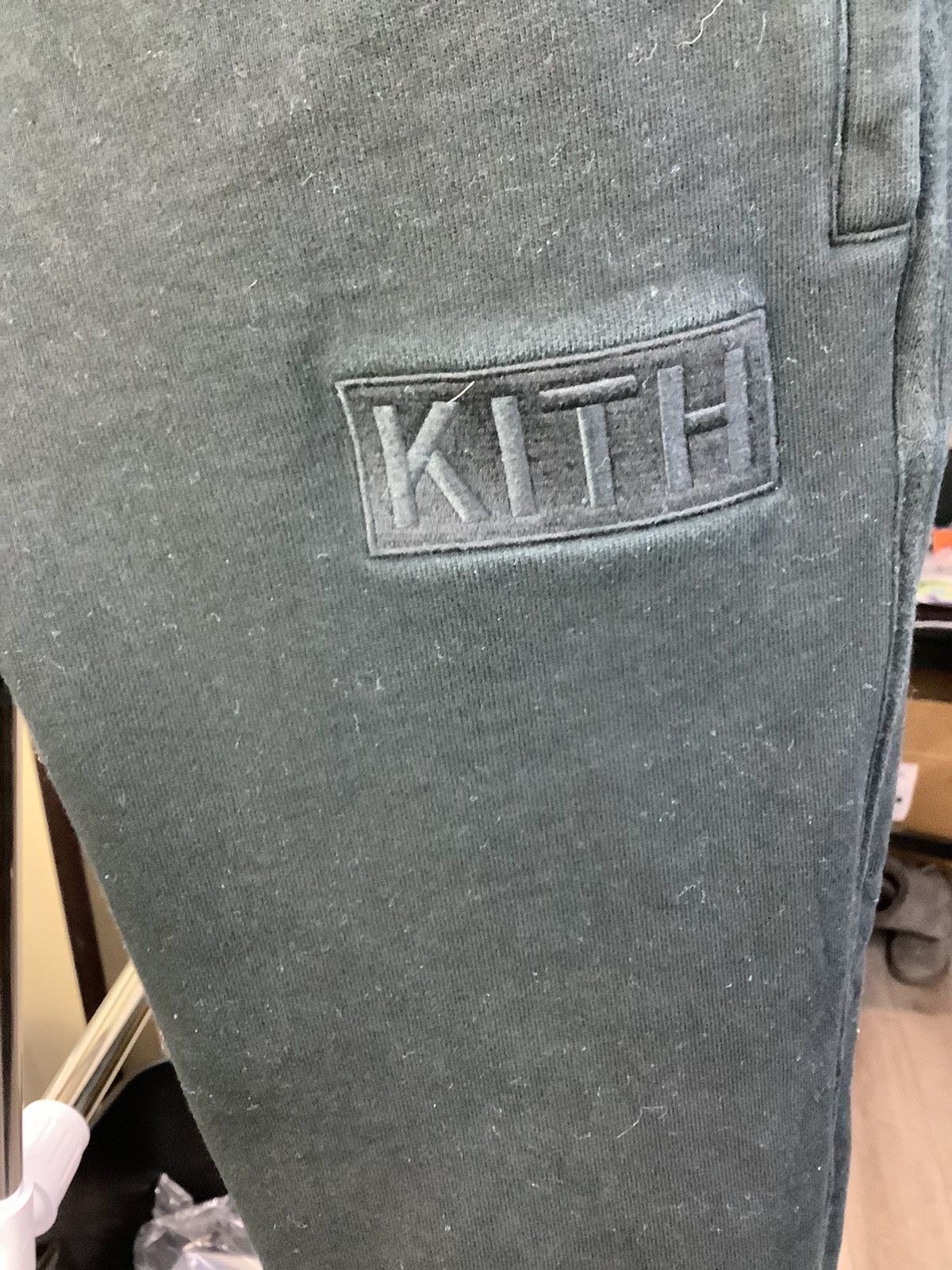 Kith Kith box logo sweatpants Preowned Size US 32 / EU 48 - 3 Thumbnail