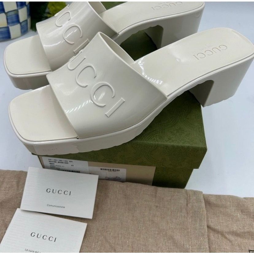 Gucci Women’s Gucci, rubber block, low heel slides, size 41 Size US 11 / IT 41 - 4 Thumbnail