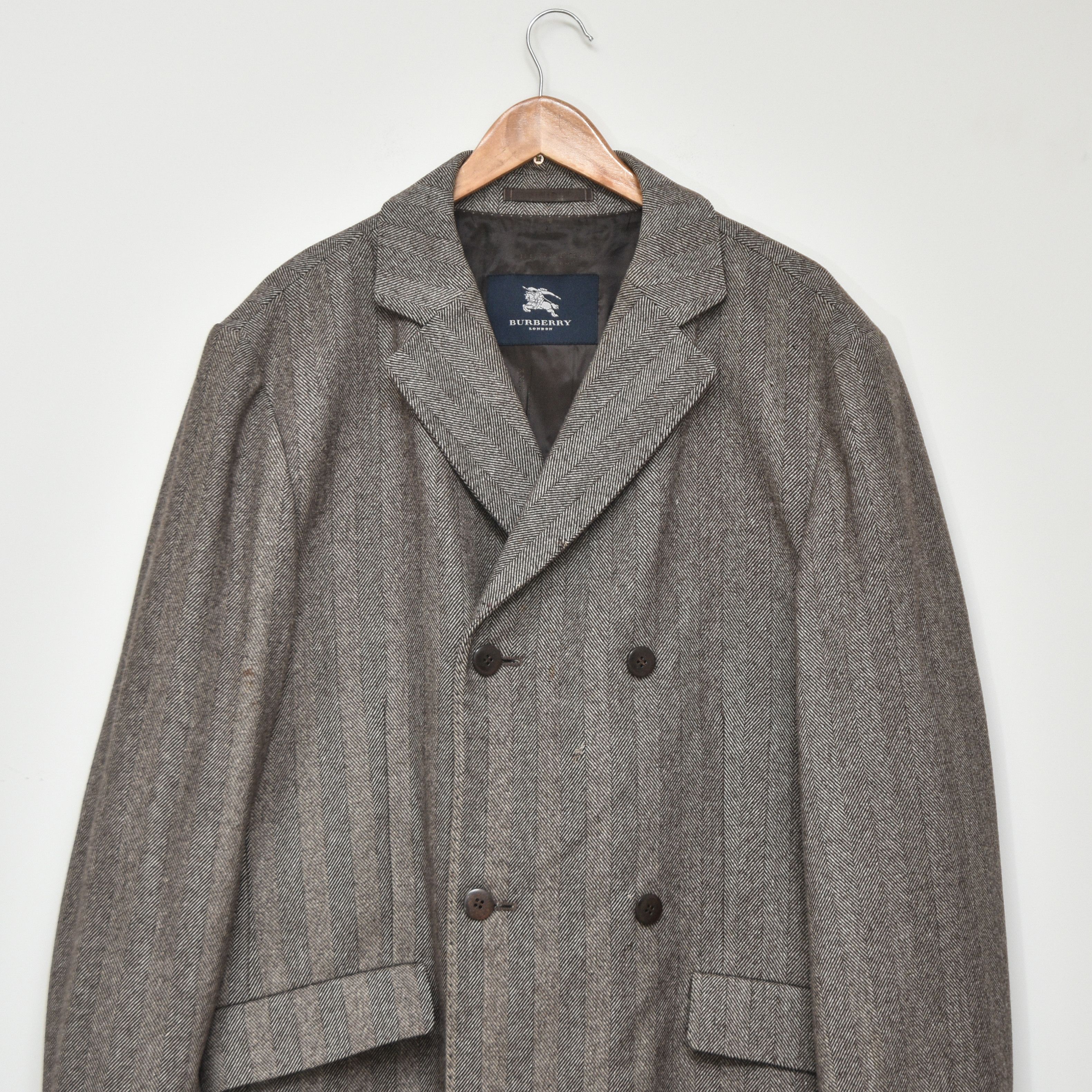 Burberry Burberry Herringbone Overcoat Grey Double Breasted Old Money Size US XXL / EU 58 / 5 - 2 Thumbnail