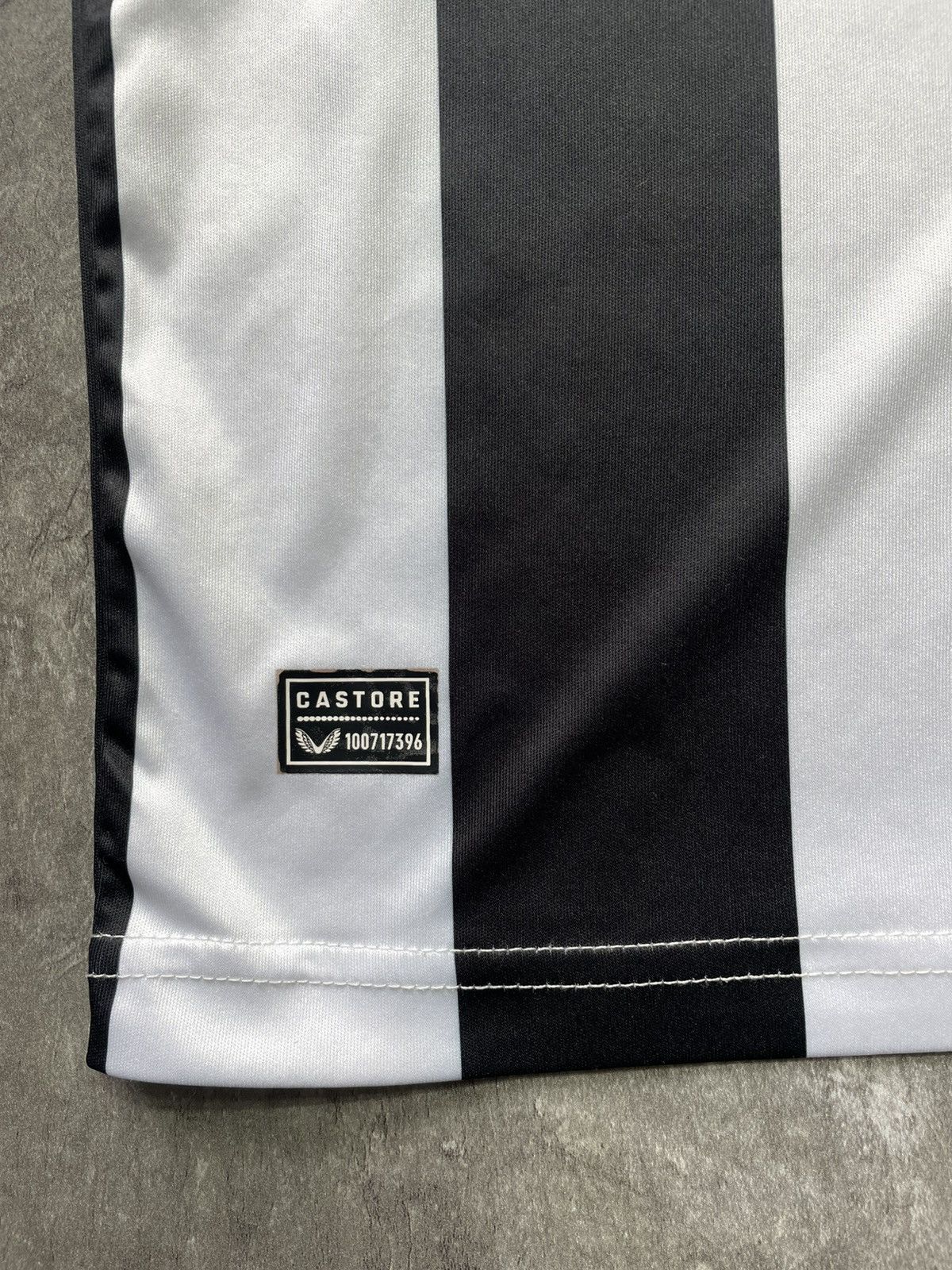 Castore Newcastle United 2022/23 Home Jersey Bruno G. #39 Castore L Size US L / EU 52-54 / 3 - 4 Thumbnail