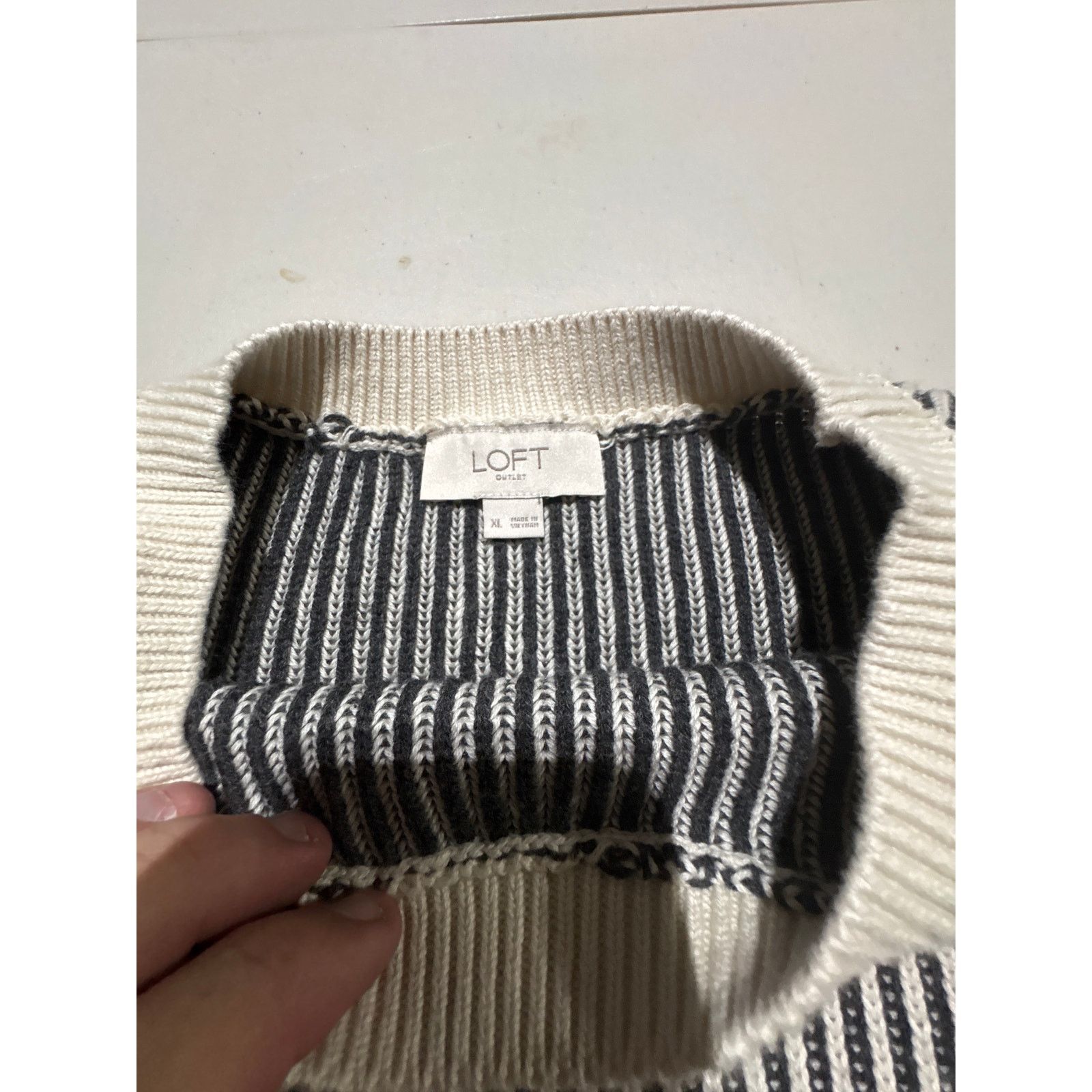 Loft LOFT Outlet Women’s XL Black & Cream Striped Knit Sweater Size XL / US 12-14 / IT 48-50 - 3 Thumbnail