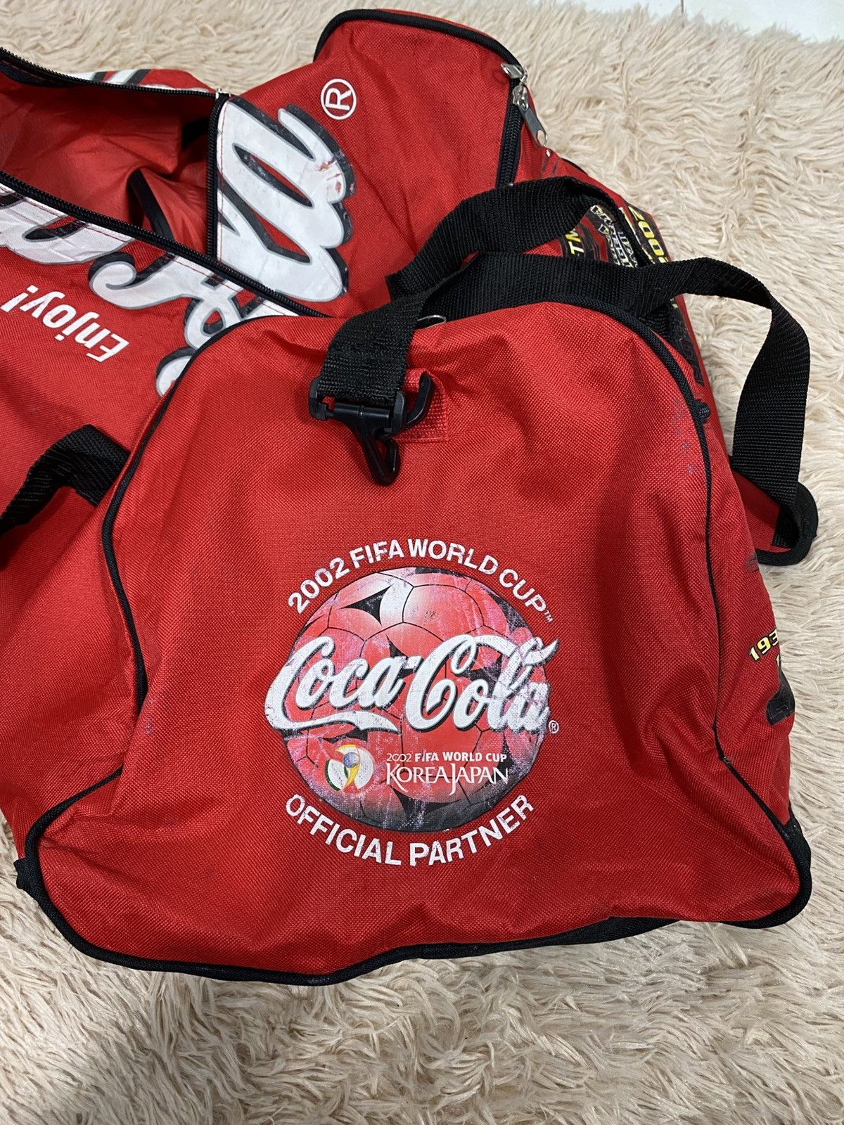 Japanese Brand 📌Vintage Medium Shoulder Bag Travel Coca Cola Big Logo Size ONE SIZE - 14 Thumbnail
