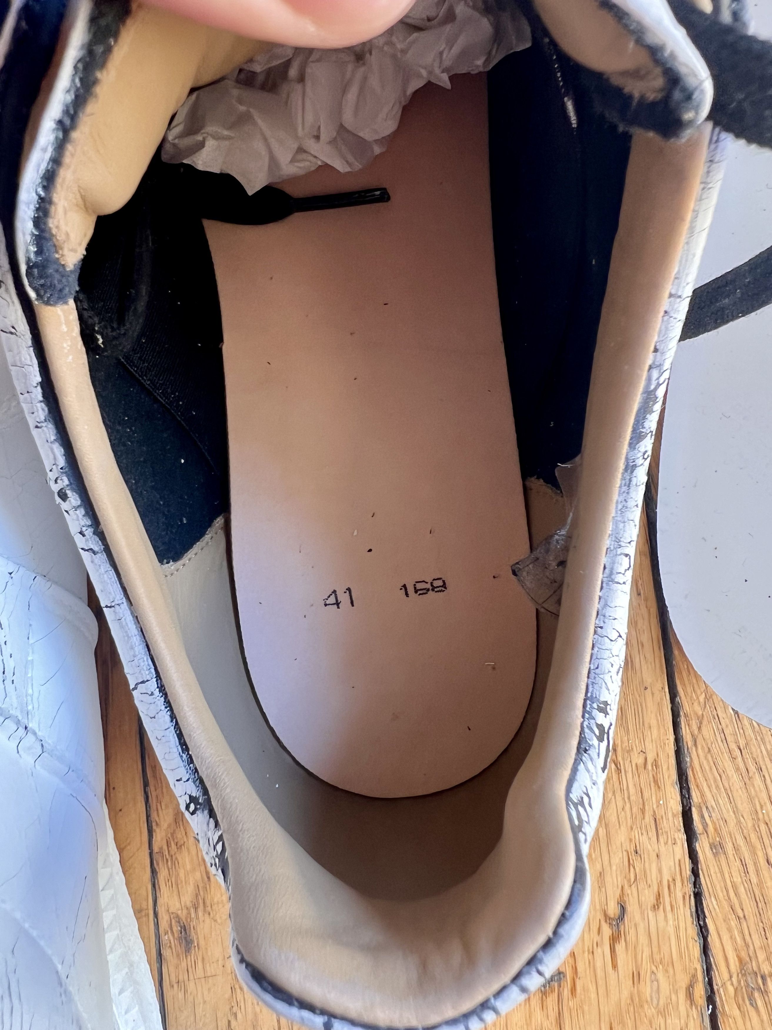 Maison Margiela Margiela Replica chipping white paint on black Size US 8 / EU 41 - 12 Thumbnail