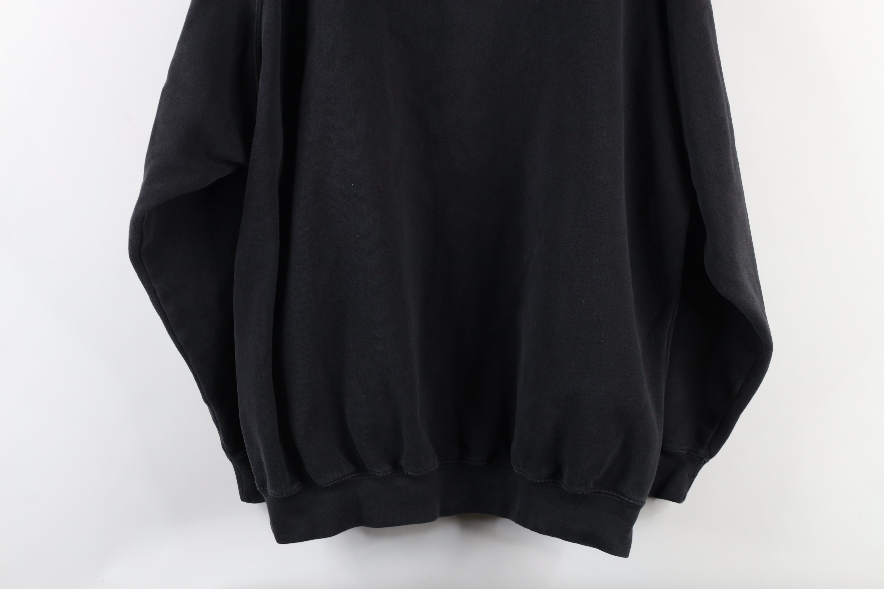 Russell Athletic × Vintage Vintage 90s Russell Athletic Blank Crewneck Sweatshirt Black Size US L / EU 52-54 / 3 - 11 Thumbnail