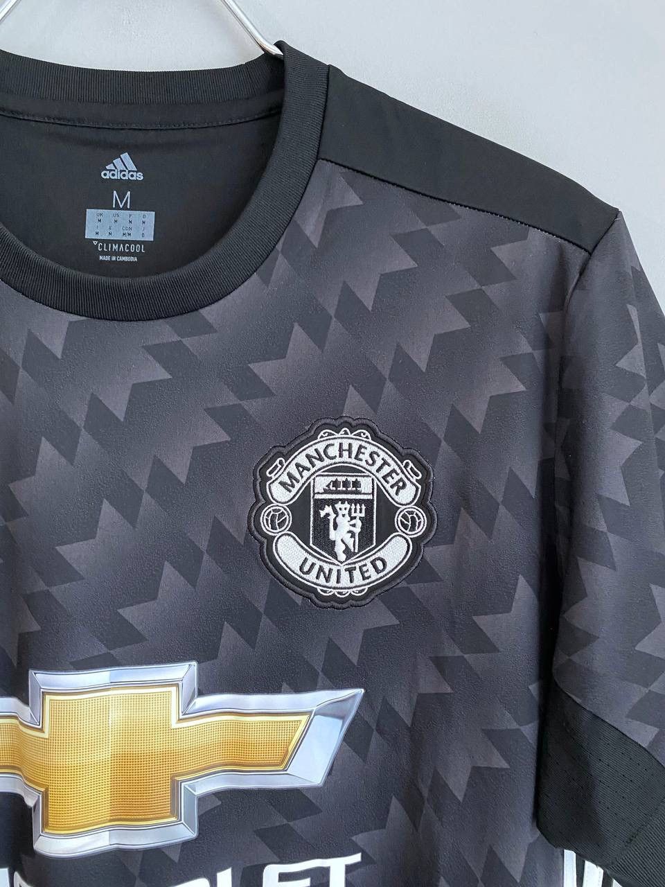 Adidas Manchester United 2017/18 Away Soccer Jersey Size M BS1217 Size US M / EU 48-50 / 2 - 4 Thumbnail