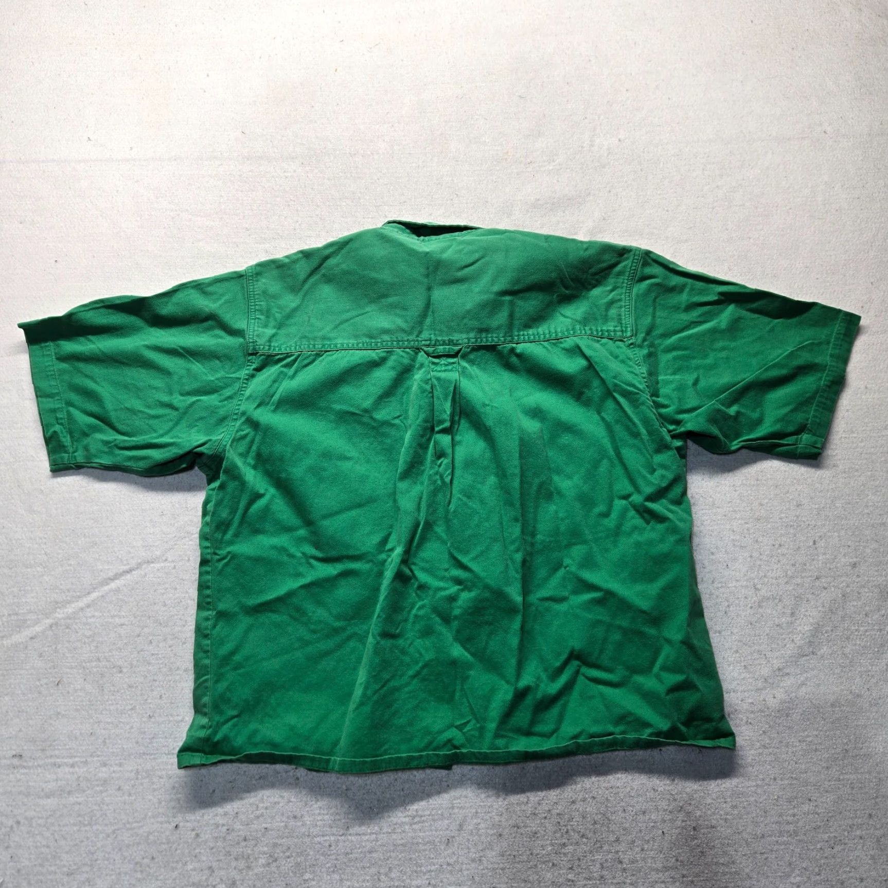 Chase Authentics Case Authentics Solid Green Short Sleeve Up Shirt Adult Men's Size L Large Size US L / EU 52-54 / 3 - 7 Thumbnail