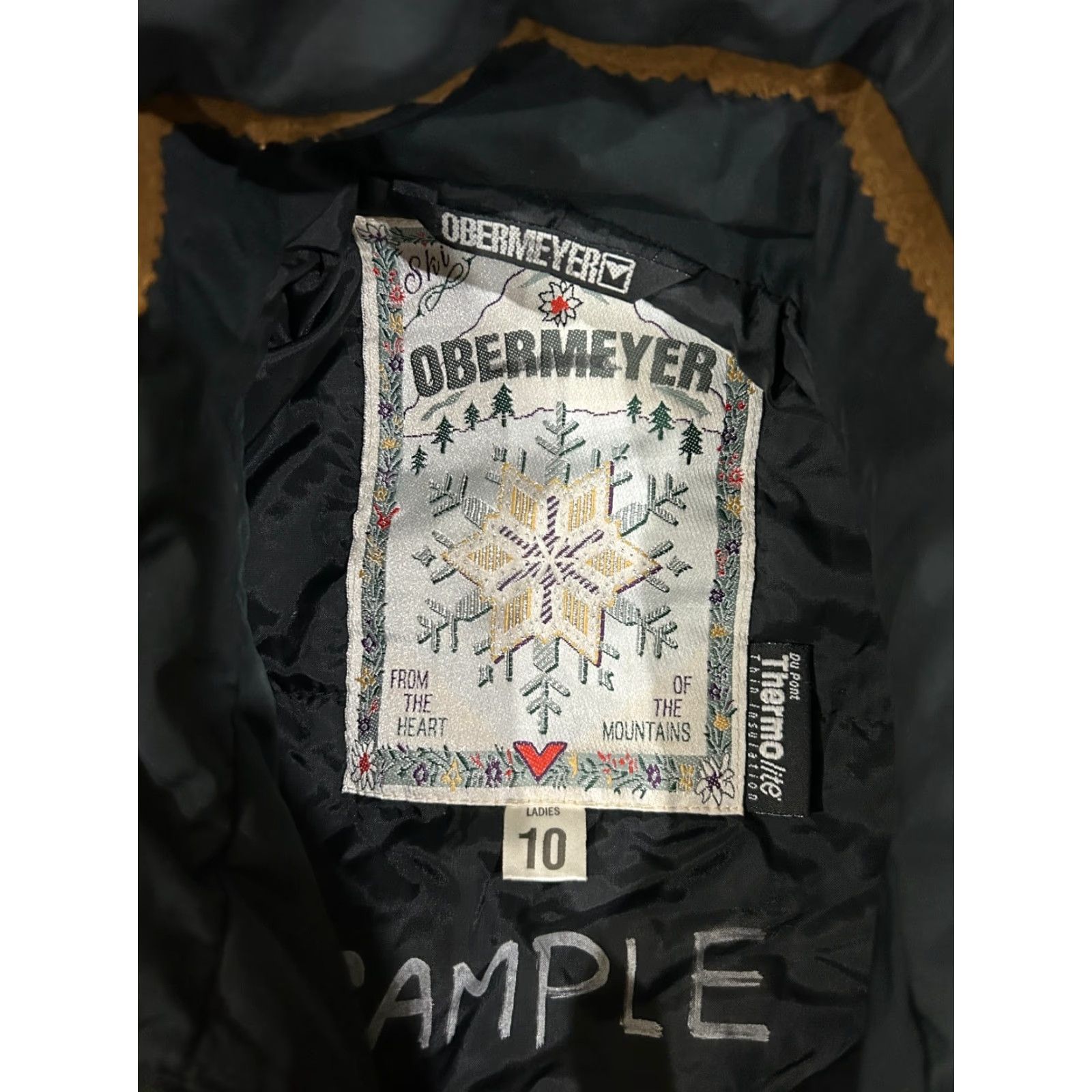 Obermeyer Obermeyer Red Insulated Ski Jacket Womens 10 Medium Length Nylon Polyster Lining Embroidered Casual Ski Outdoor Winter Fall Spring Mens? wait. Size L / US 10 / IT 46 - 6 Thumbnail