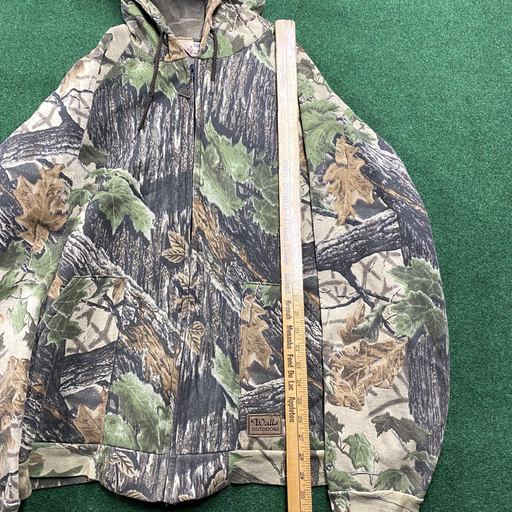 Realtree VINTAGE Realtree Camo Hoodie Mens 2XL Green WALLS Blizzard Pruf Sweatshirt USA Crew Zip Size US XXL / EU 58 / 5 - 7 Thumbnail