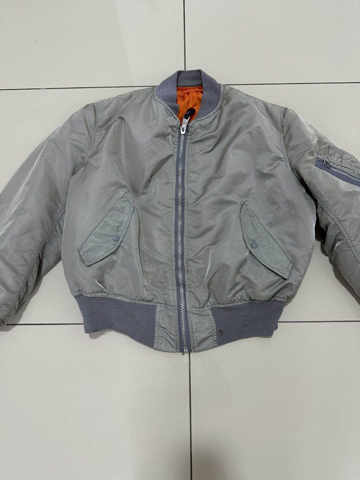 Alpha Industries × Vintage Vintage 90’s Alpha Industries MA-1 Flight Jacket Design Size US L / EU 52-54 / 3 - 3 Thumbnail