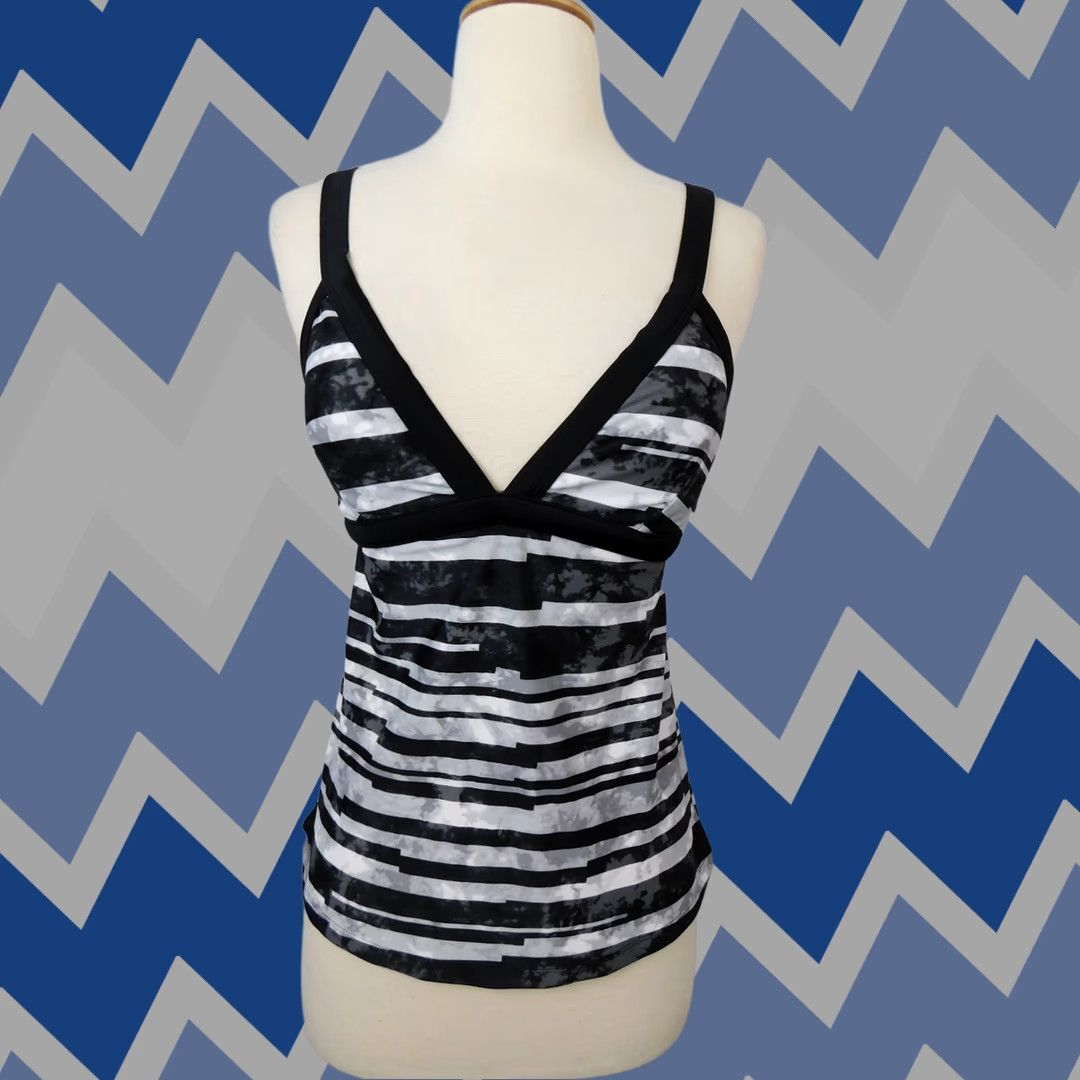 Champion Champion Tankini Top Women's Small V-Neck Gray Marble Printed Swim Hawaii? Size S / US 4 / IT 40 - 1 Thumbnail