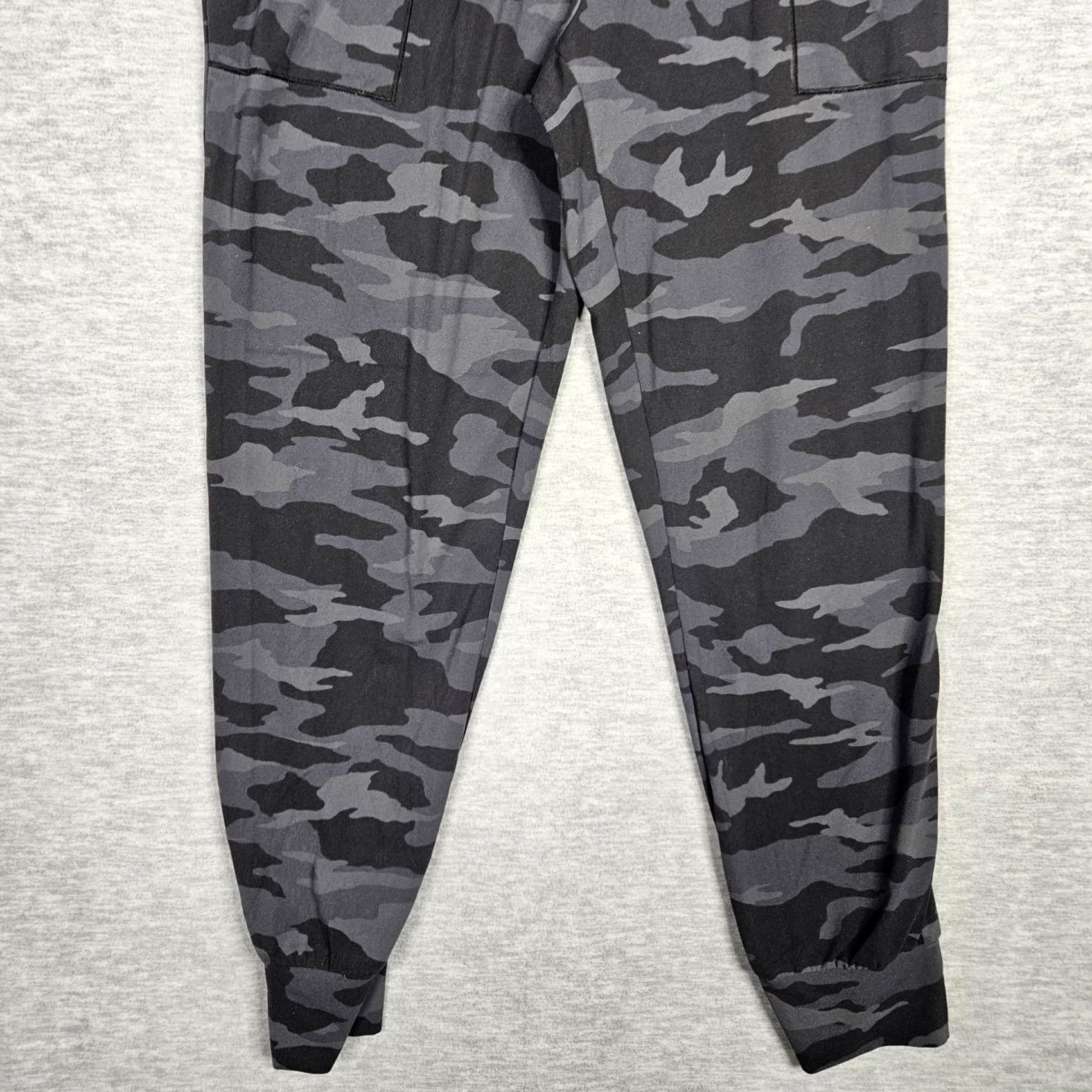 Athleta Athleta Salutation Camo High Rise Activewear Jogger Women's Size S Size 28" / US 6 / IT 42 - 7 Thumbnail