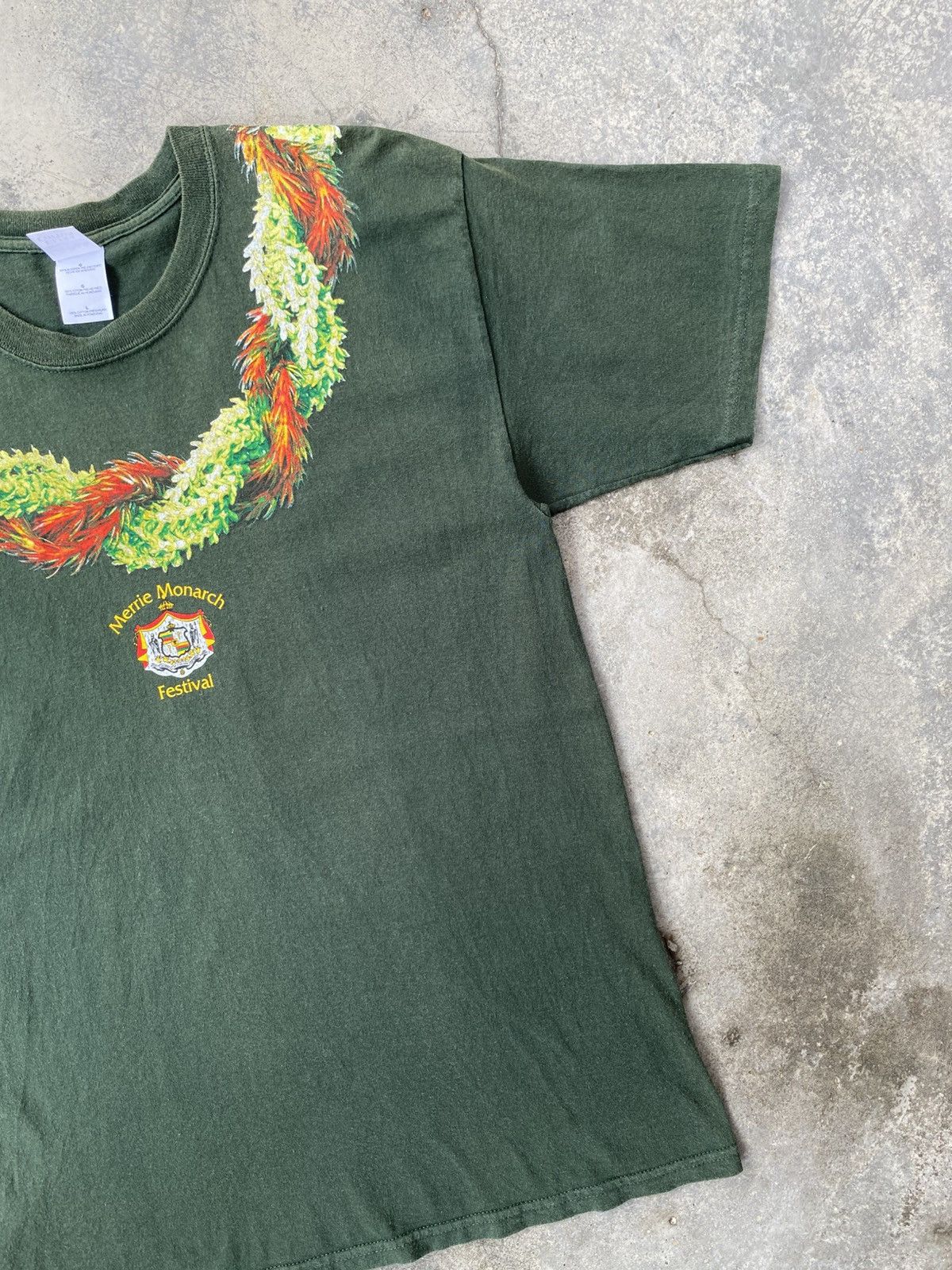 Vintage Sick🔥Vintage Merrie Monarch Hawai Rap Tees Size US L / EU 52-54 / 3 - 5 Thumbnail