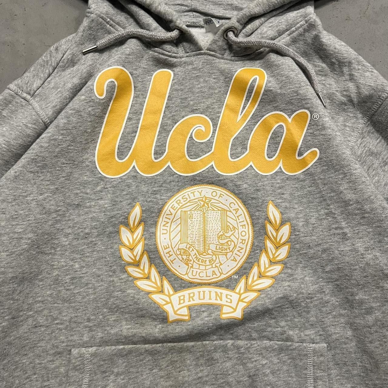 Vintage Crazy Vintage Y2K/2000s UCLA Bruins Grey College Essentials Hoodie! Size US S / EU 44-46 / 1 - 3 Thumbnail