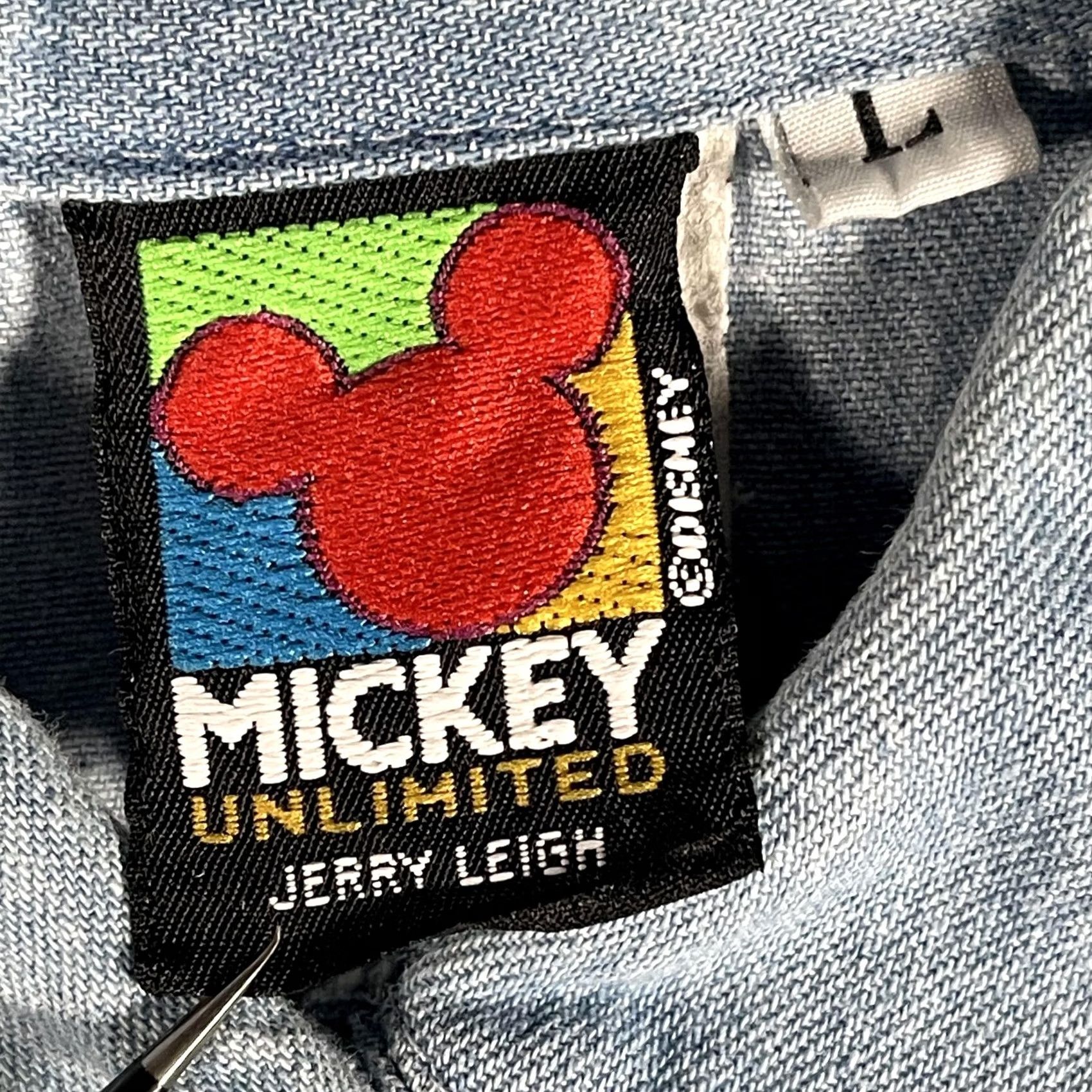Disney VINTAGE Disney Mickey Unlimited Shirt Mens Large Denim Sleeveless Made USA 90s Size US L / EU 52-54 / 3 - 4 Thumbnail