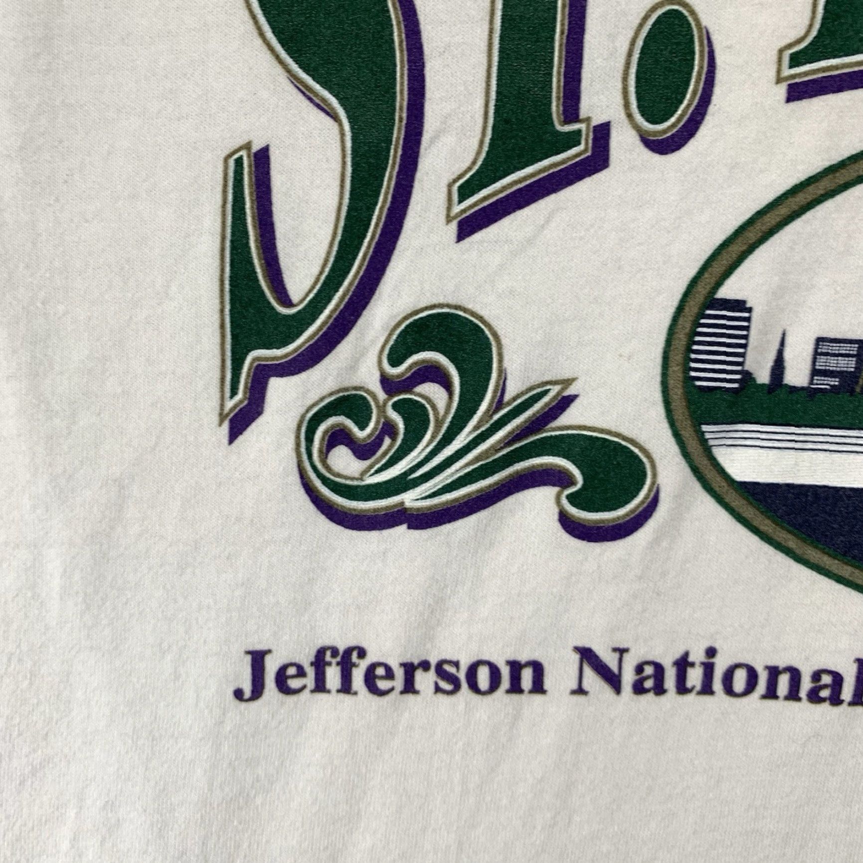 Delta VINTAGE 90s Delta St. Louis Shirt Oversized S Graphic Logo Jefferson Memorial Gateway Arch Mens Size US S / EU 44-46 / 1 - 5 Thumbnail