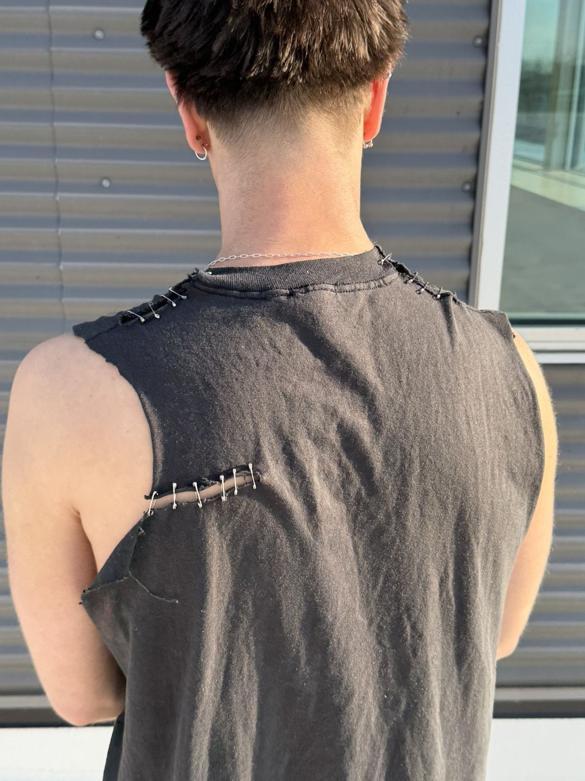 Vintage True vintage 80s chain gang thrashed faded repaired cutoff Size US XL / EU 56 / 4 - 1 Thumbnail