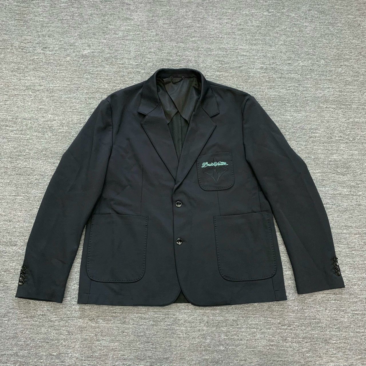 Louis Vuitton black embroidered logo suit jacket LV SS25 Size US XXL / EU 58 / 5 - 1 Thumbnail