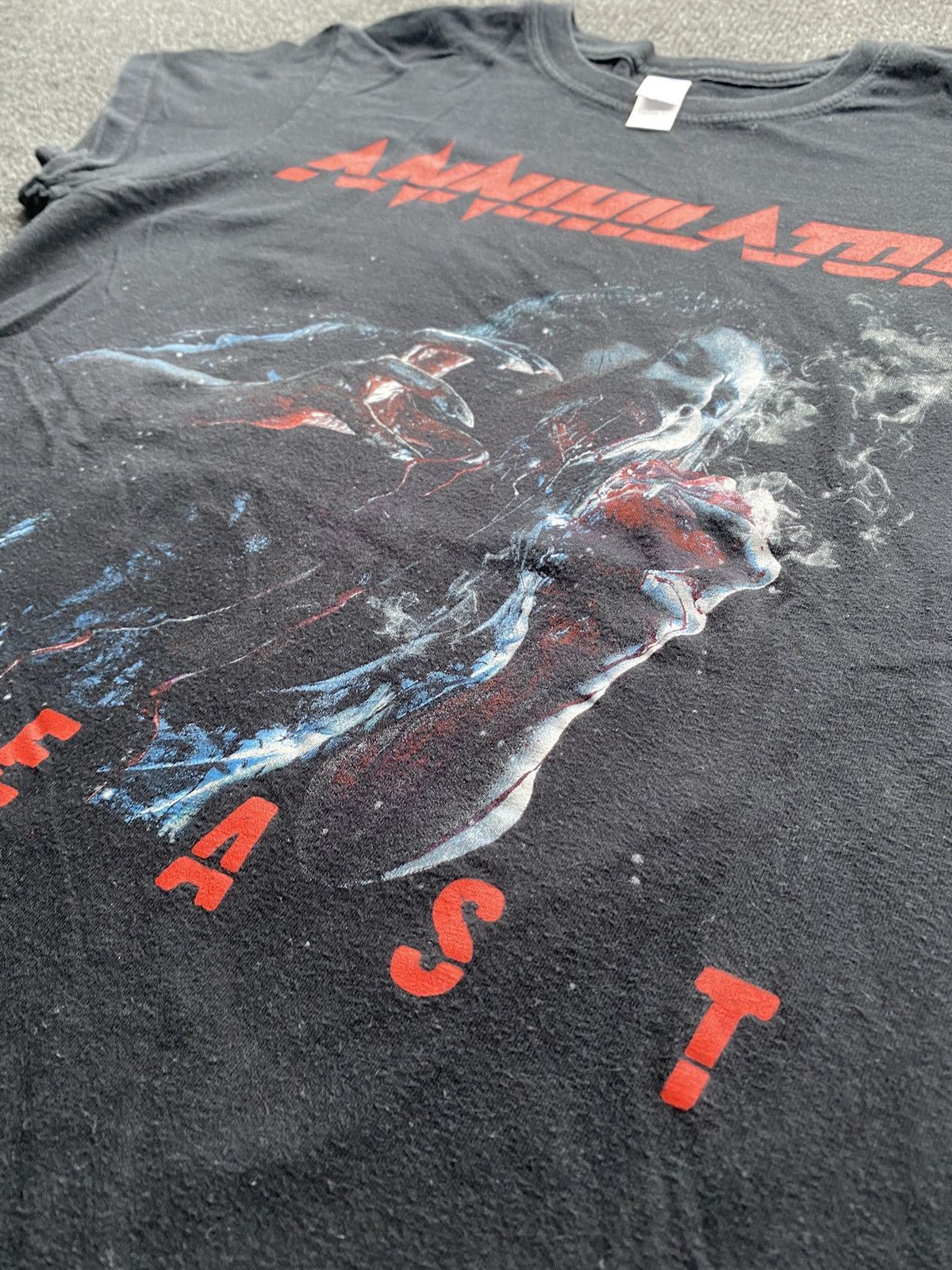 Gildan 🔥Annihilator Feast Album Band metal tee wom m size Size M / US 6-8 / IT 42-44 - 2 Thumbnail