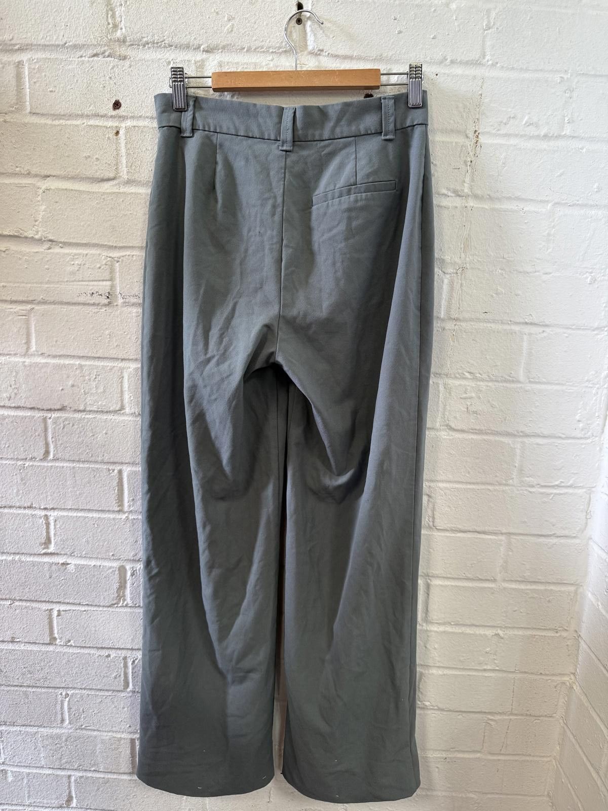 Pull & Bear Stylish Grey Wide-Leg Trousers by Pull & Bear Size 27" / US 4 / IT 40 - 3 Thumbnail