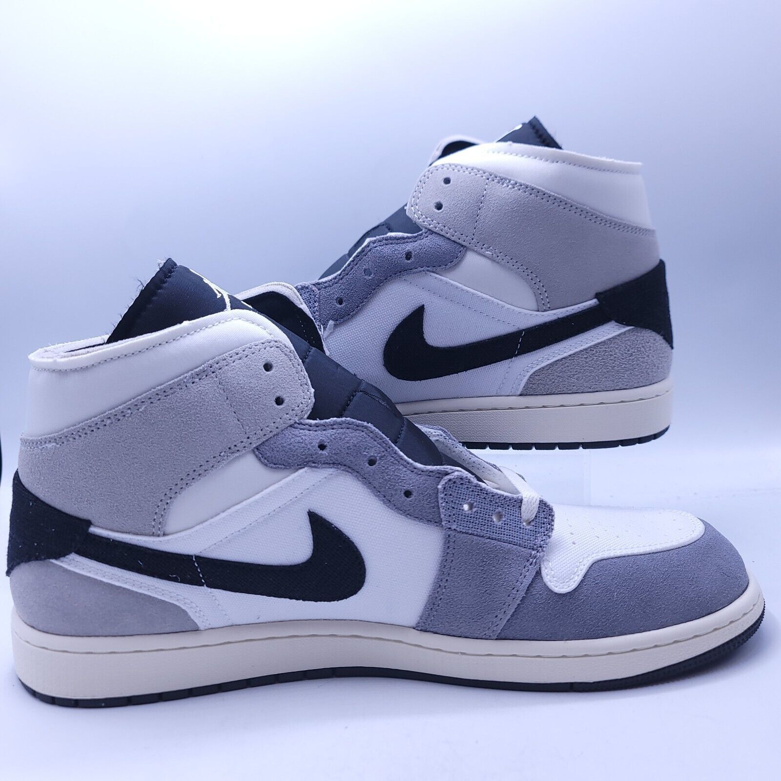 Nike Nike Air Jordan 1 Mid Shoe Men Size 14 DZ4136-002 Gray White Size US 14 / EU 47 - 6 Thumbnail