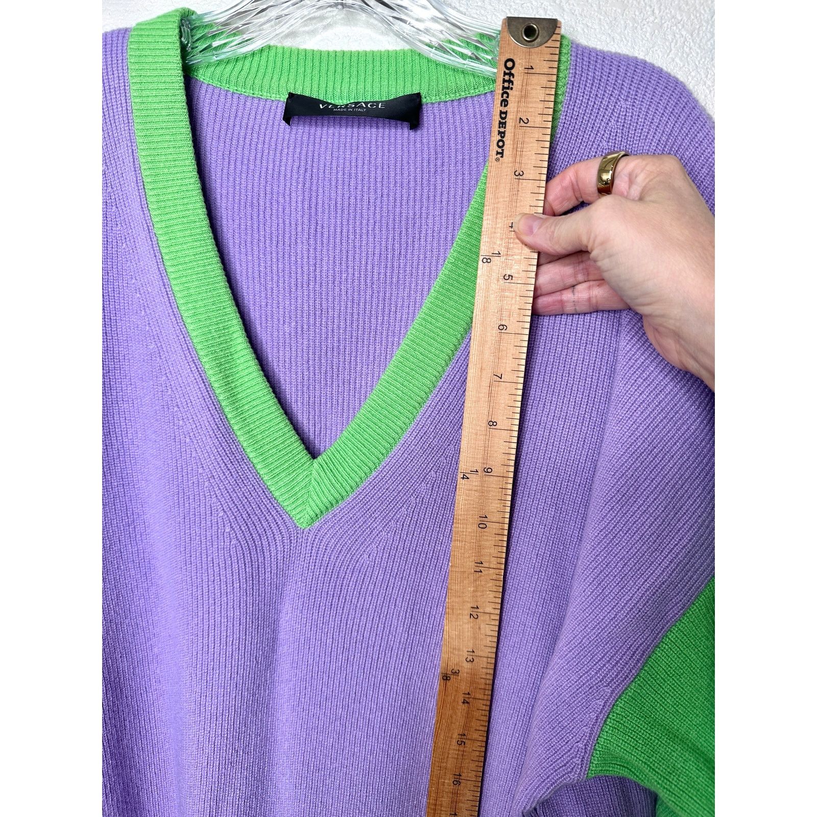 Versace Versace Colorblock Cashmere V-Neck Sweater Women’s S IT38 Size S / US 4 / IT 40 - 13 Thumbnail