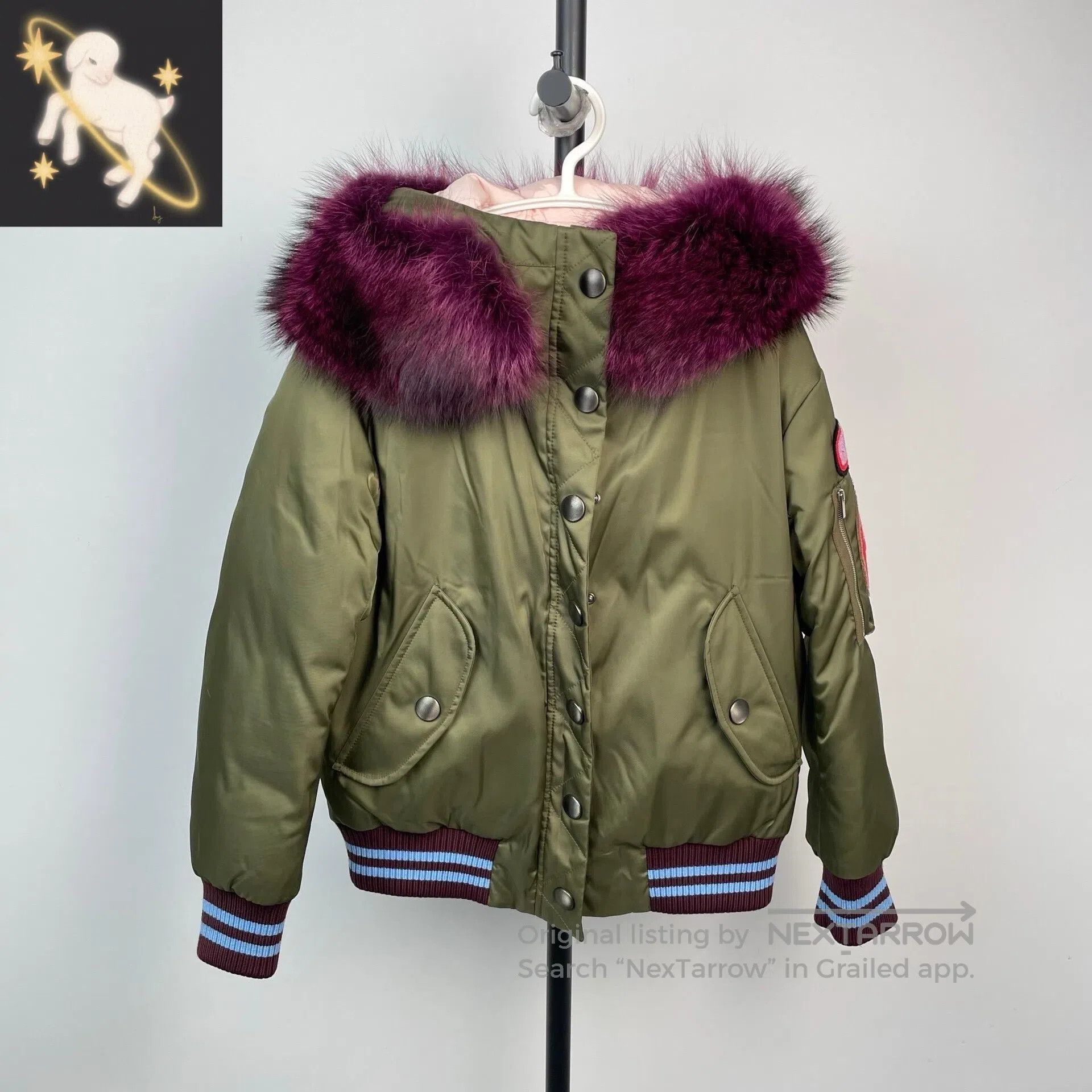 Miu Miu Miu Miu Military green badge down jacket with fur collar a Size XS / US 0-2 / IT 36-38 - 1 Thumbnail
