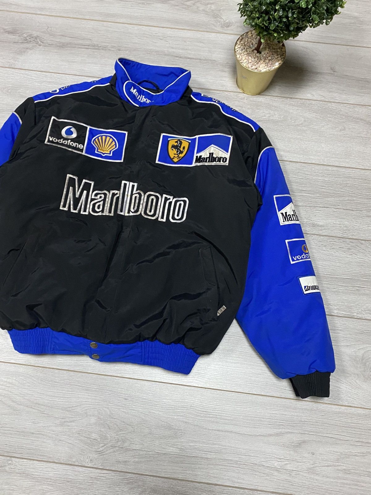 Marlboro Ferrari Marlboro shell Vodafone vintage racing bomber jacket Size US XL / EU 56 / 4 - 6 Thumbnail