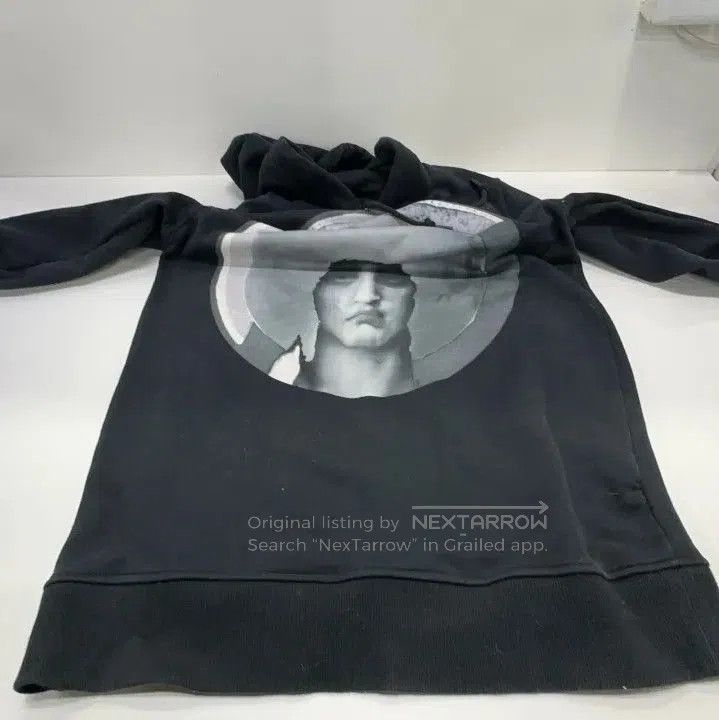 Givenchy Givenchy Figure Print Long-Sleeve Hooded Sweatshirt. Size US S / EU 44-46 / 1 - 6 Thumbnail