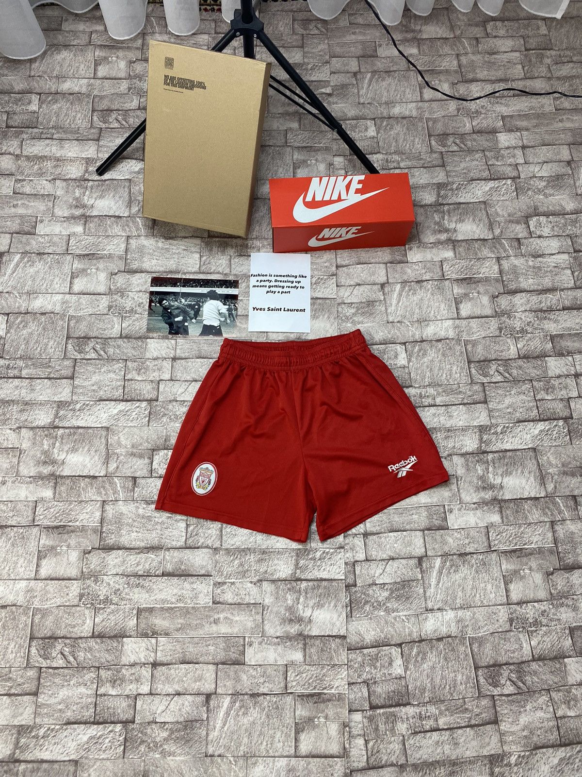 Reebok LIVERPOOL ENGLAND 1996/1998 FOOTBALL SOCCER SHORTS HOME Size US 34 / EU 50 - 1 Thumbnail