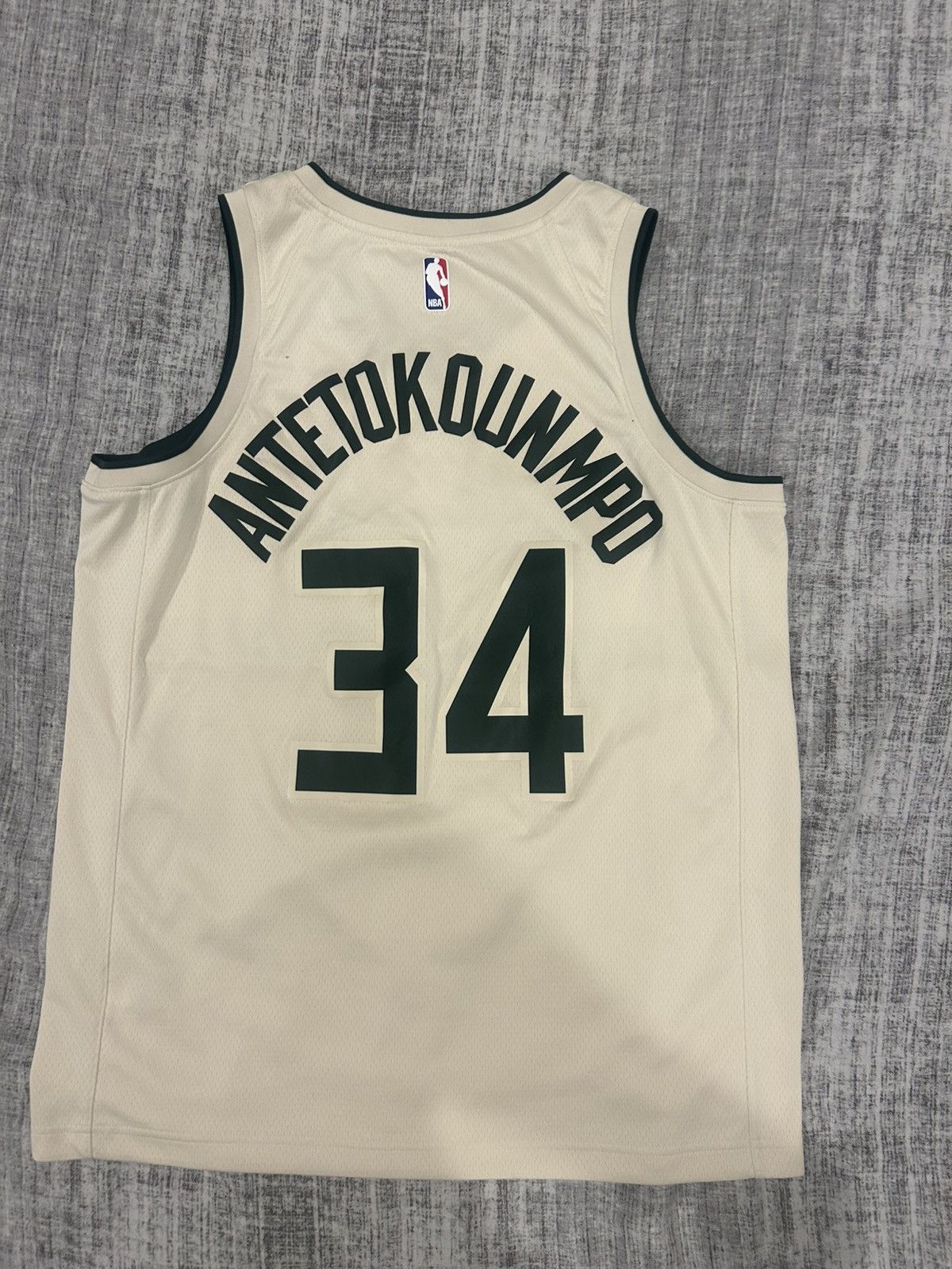 NBA Giannis Antetokounpo Jersey - Large Size US L / EU 52-54 / 3 - 2 Thumbnail