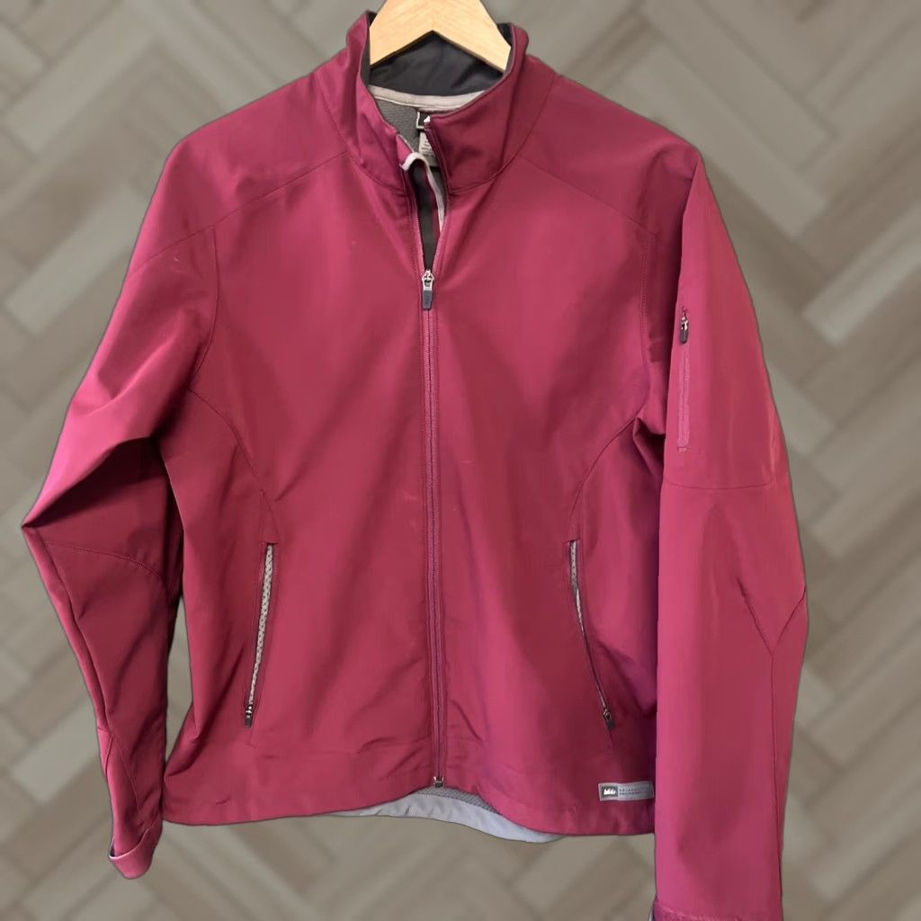 Vintage REI Women Clothing Jacket L Softshell Windproof Red Zip Up Fleece Lined Hiking Size L / US 10 / IT 46 - 1 Thumbnail
