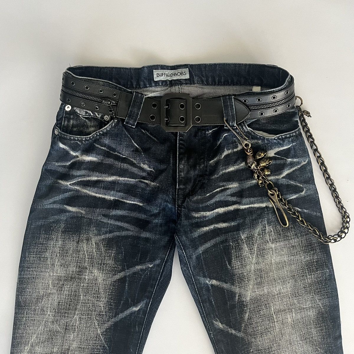 BUFFALO BOBS Buffalo Bobs 2000s Whiskered J-Cut Flared Jeans Size US 30 / EU 46 - 2 Thumbnail