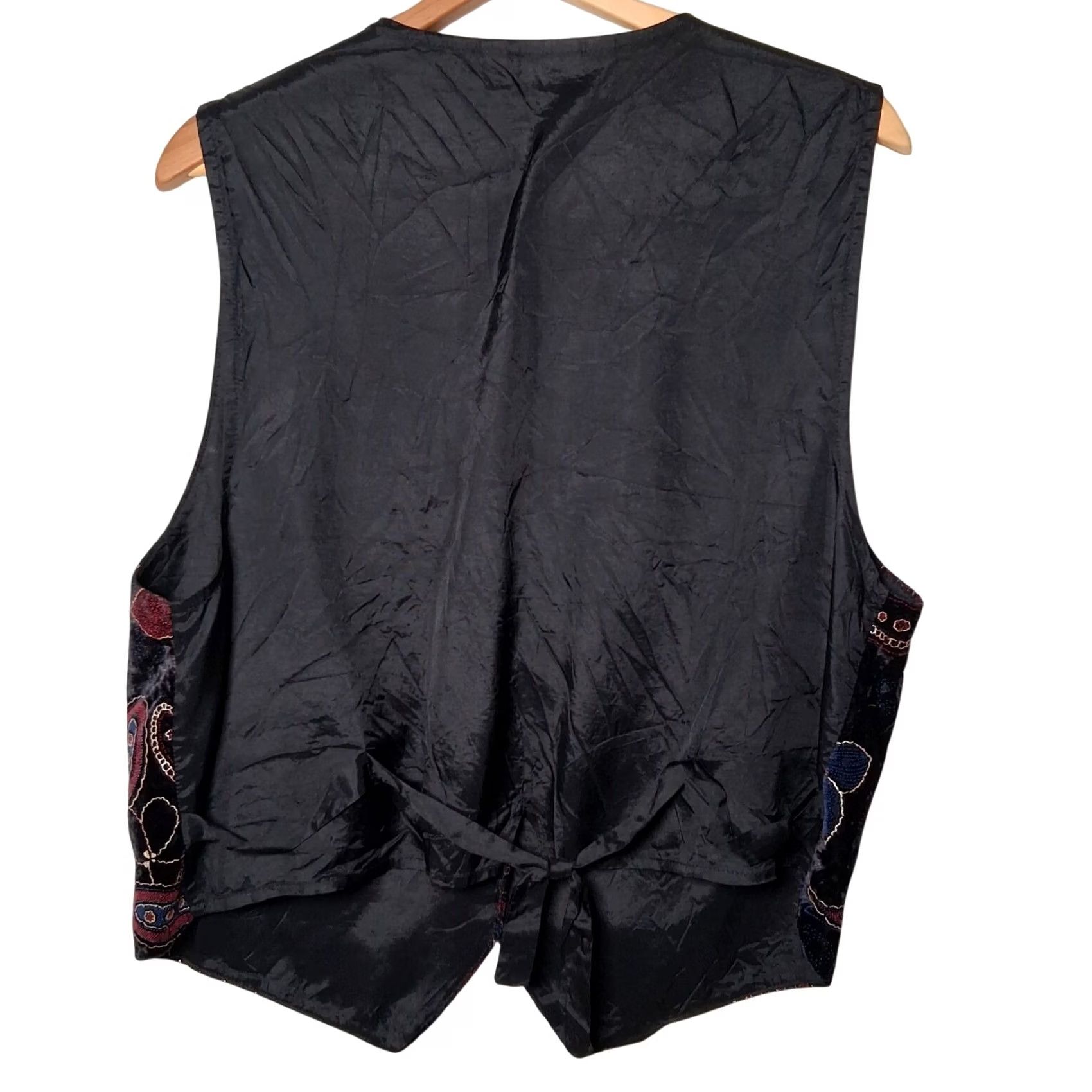 Velvet VINTAGE Melrose Vest Women's Velvet Floral Paisley Boho 1990s Large L Sleeveless Button V-Neck Black Size L / US 10 / IT 46 - 2 Thumbnail