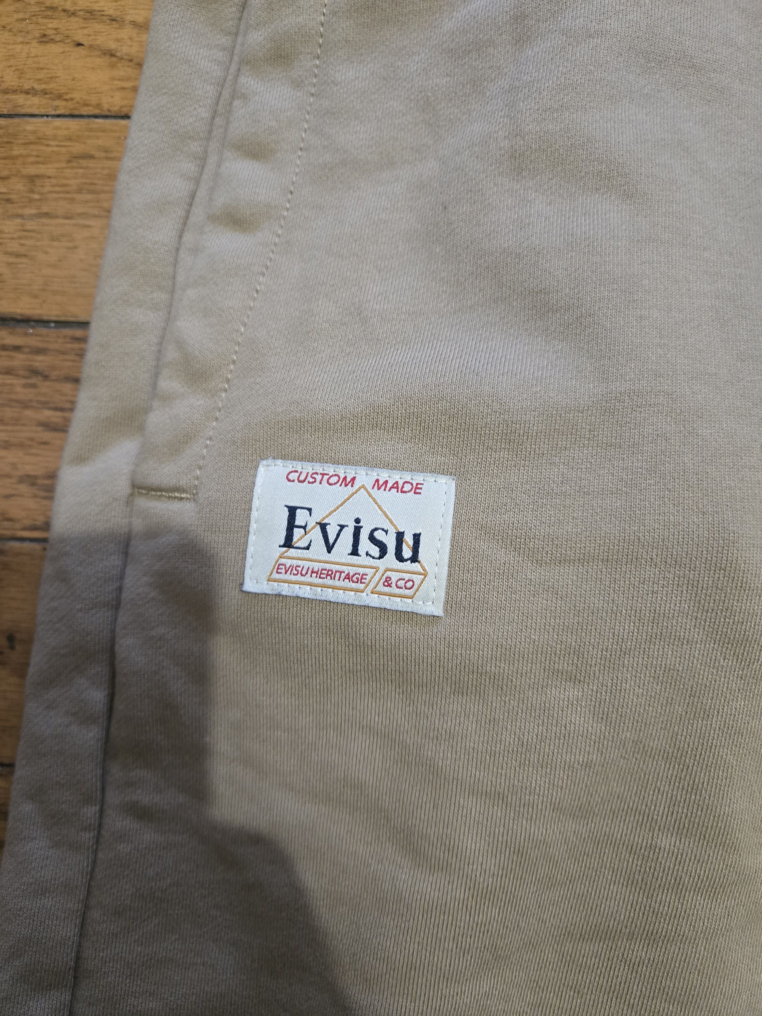 Evisu Evisu XL Playful Godhead Print Oversized Tan Sweatshorts Size US 36 / EU 52 - 3 Thumbnail