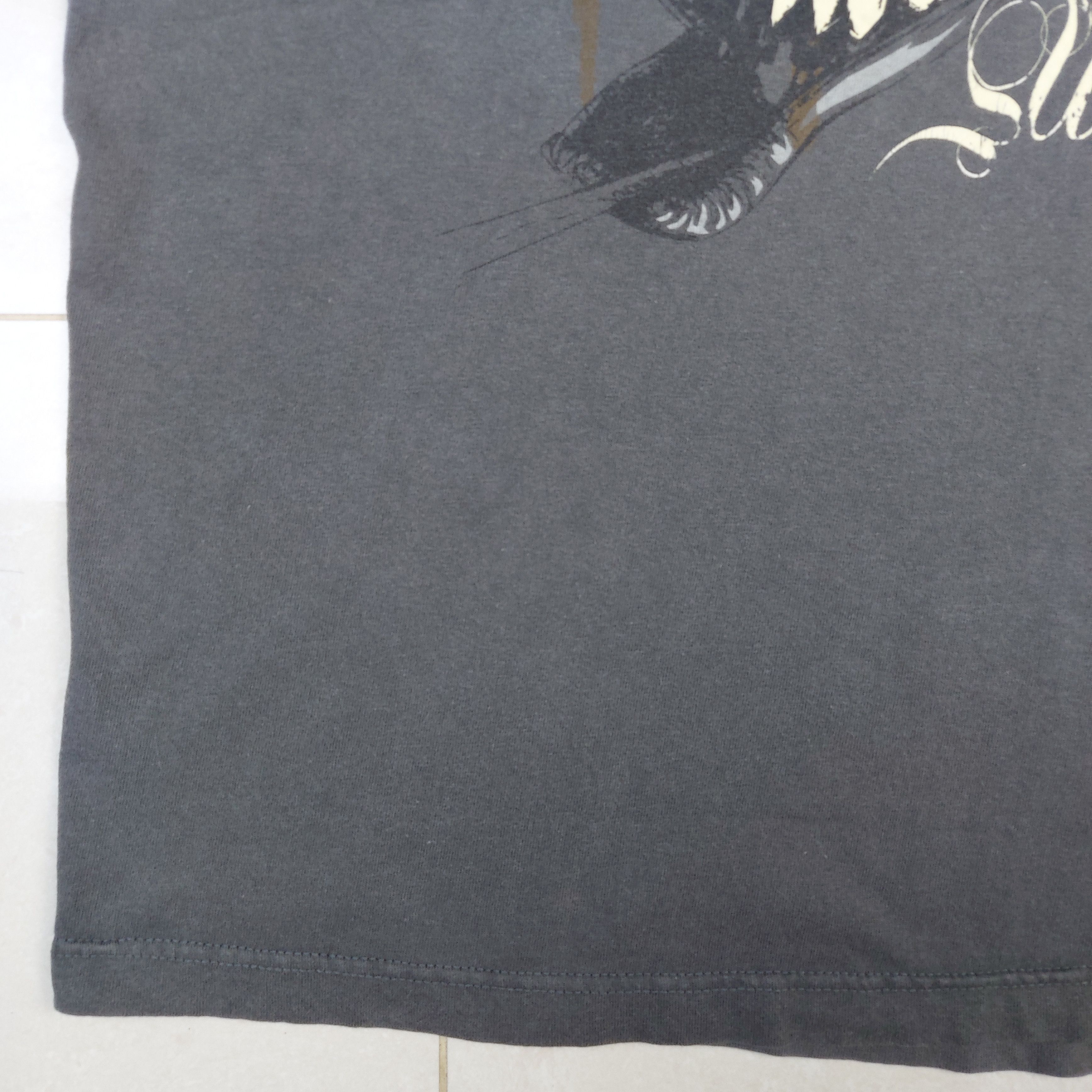 Band Tees Vintage 2002 The Used Band EMO Screamo Bert McCracken TEE Size US M / EU 48-50 / 2 - 8 Thumbnail