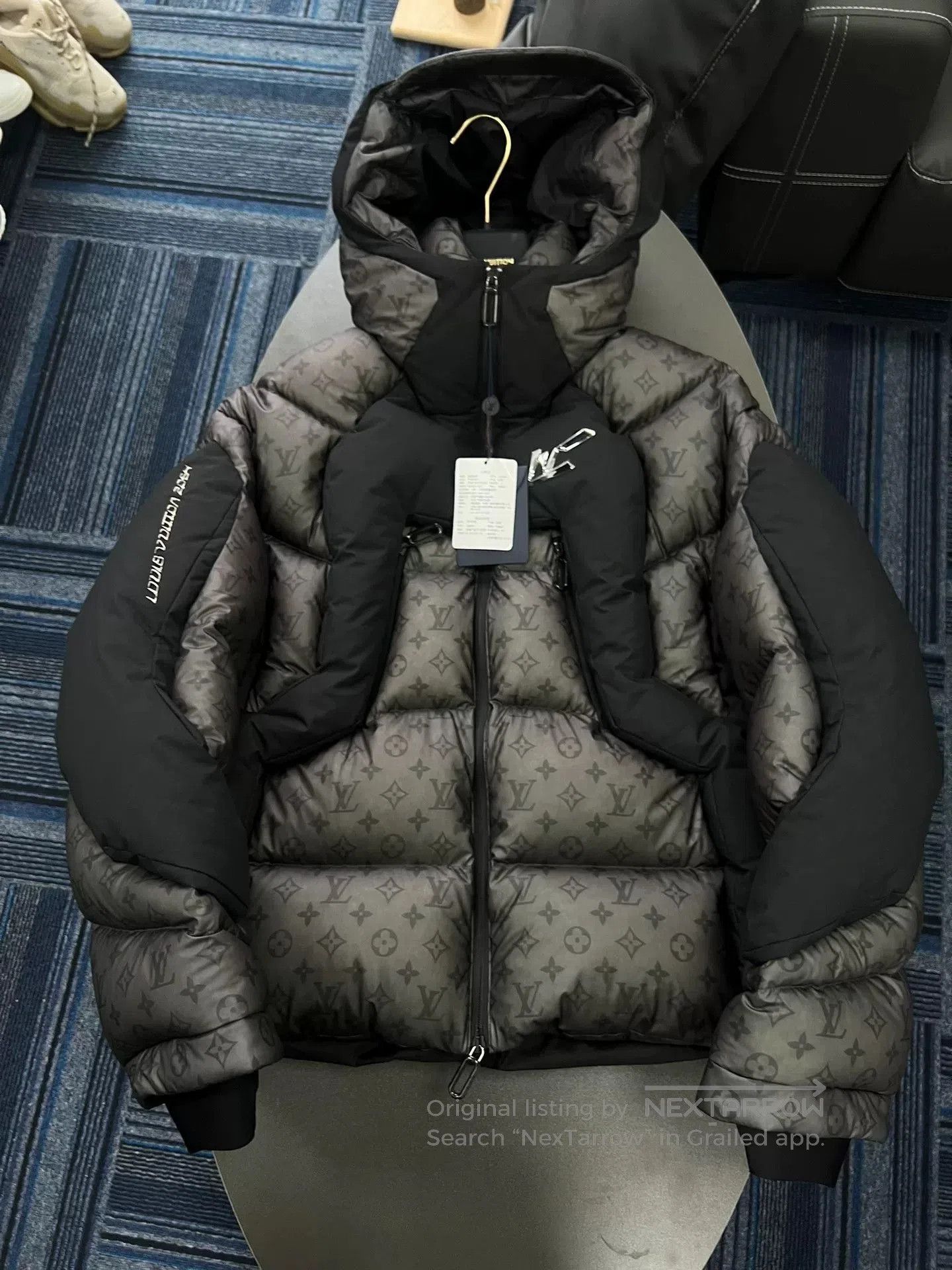 Louis Vuitton LV2054 Black Thermal Down Jacket with Tags. Size US L / EU 52-54 / 3 - 1 Thumbnail