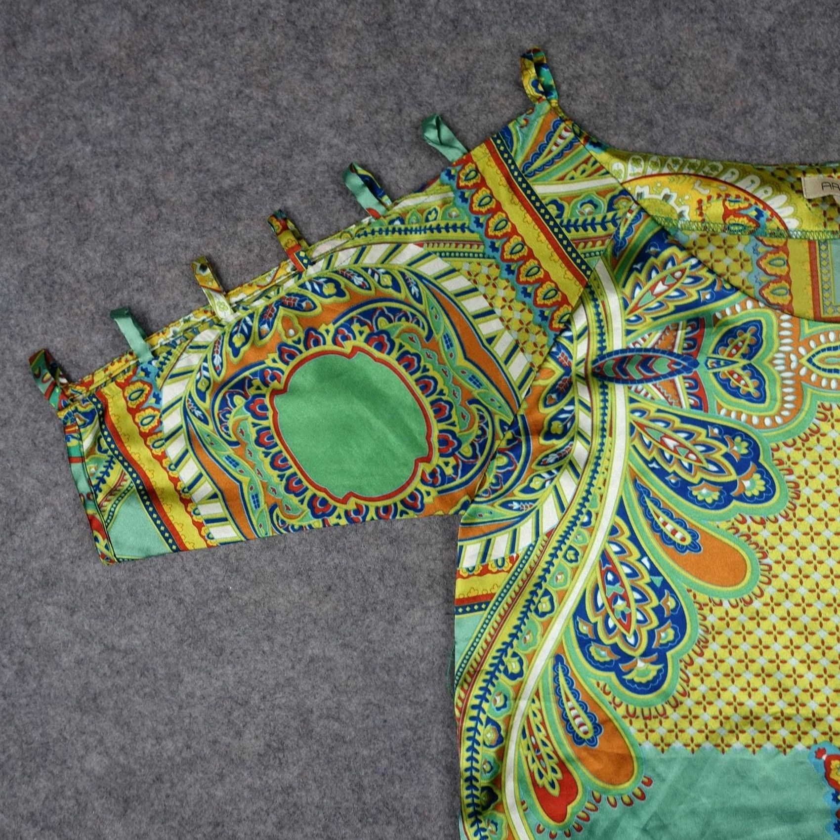Vintage Arden B Shirt Womens S Green Paisley Print Satin Boho Tunic Top Vintage Y2K Dressy Blouse Womens Size S / US 4 / IT 40 - 7 Thumbnail