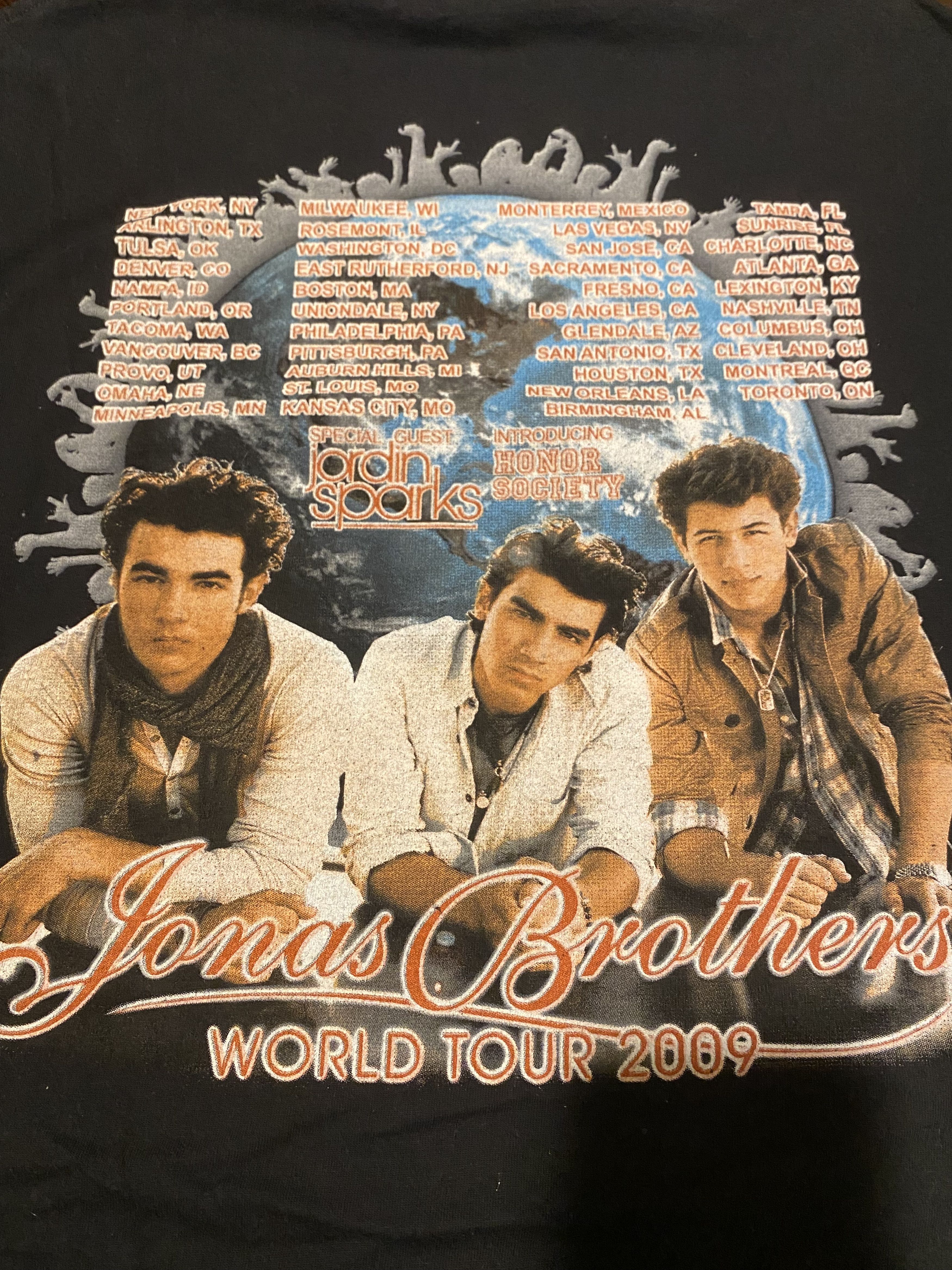 Other 2009 Jonas Brothers World Tour Size US L / EU 52-54 / 3 - 4 Thumbnail