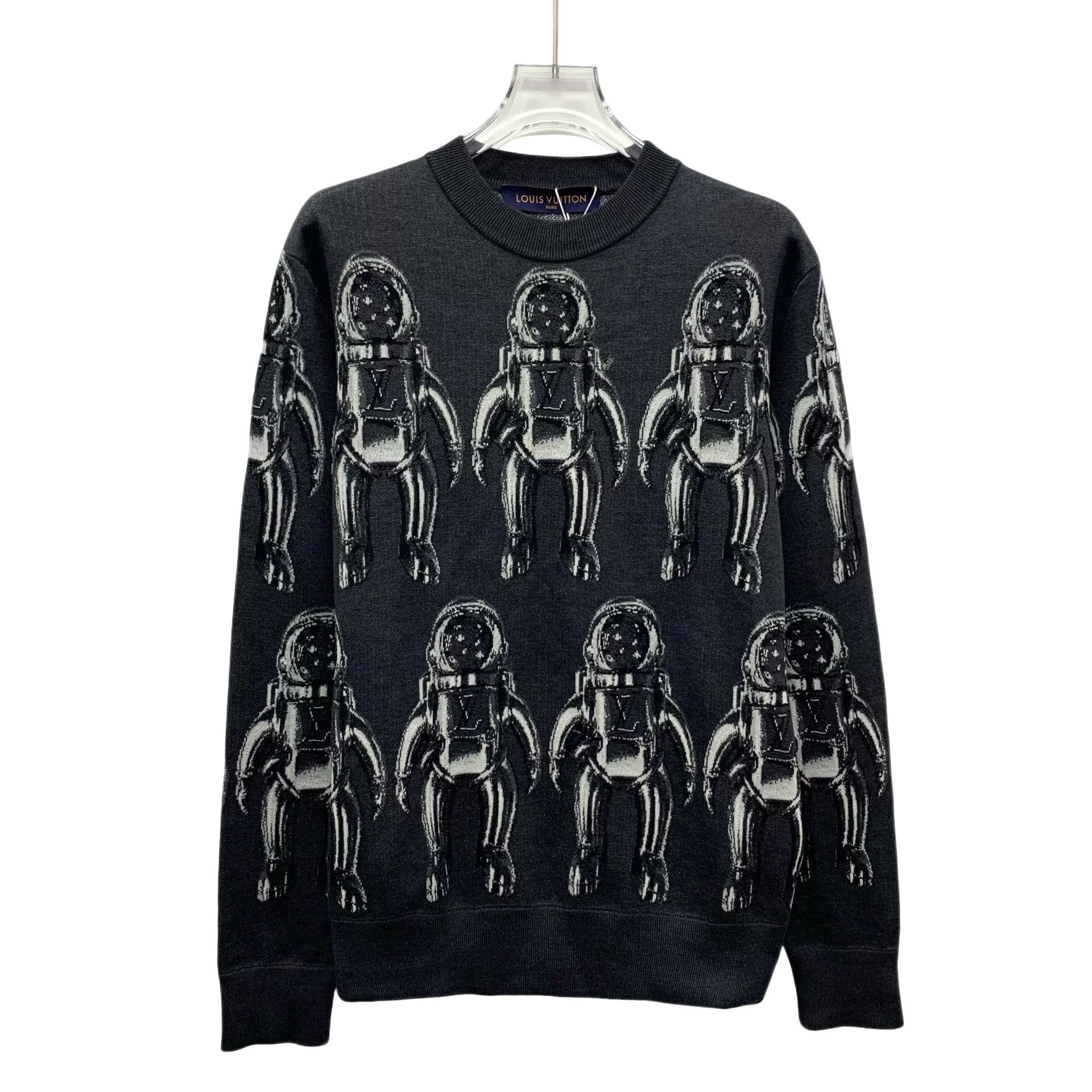 Louis Vuitton Louis Vuitton Astronaut Intarsia Sweatshirt XS Size US XS / EU 42 / 0 - 1 Thumbnail
