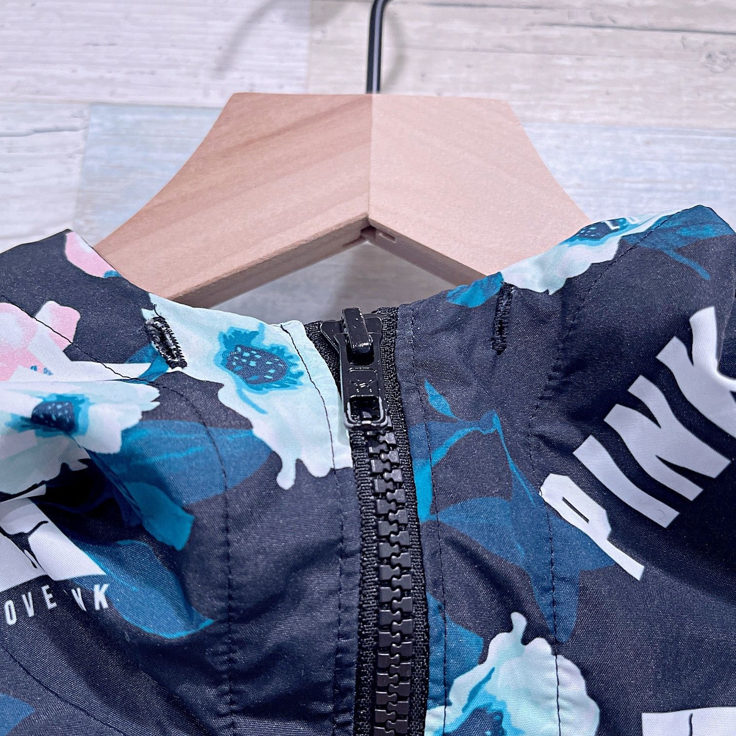 Pink × Victoria's Secret PINK Victorias Secret Floral Windbreaker Jacket Womens XS Size XS / US 0-2 / IT 36-38 - 3 Thumbnail