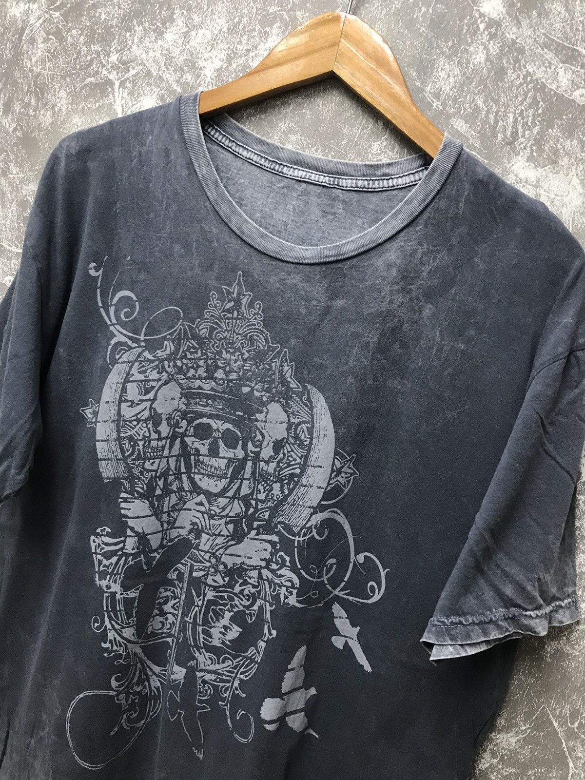 Affliction × Helix × Southpole Helix Affliction Skull Y2K Graphic Tee Size US L / EU 52-54 / 3 - 5 Thumbnail