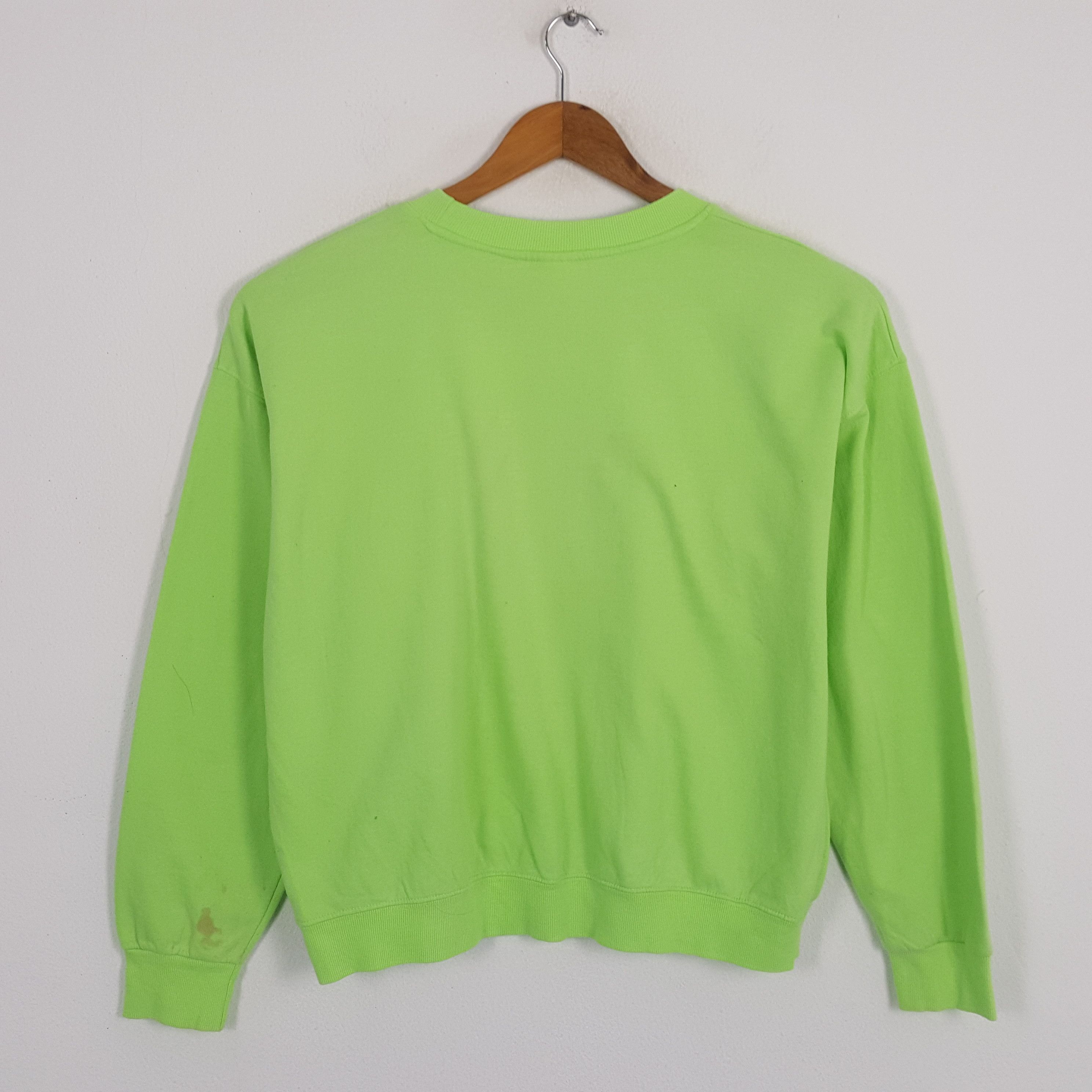 Disney × Vintage Vintage Disney's HAKUNA MATATA Promotion Sweatshirts Size US L / EU 52-54 / 3 - 3 Thumbnail