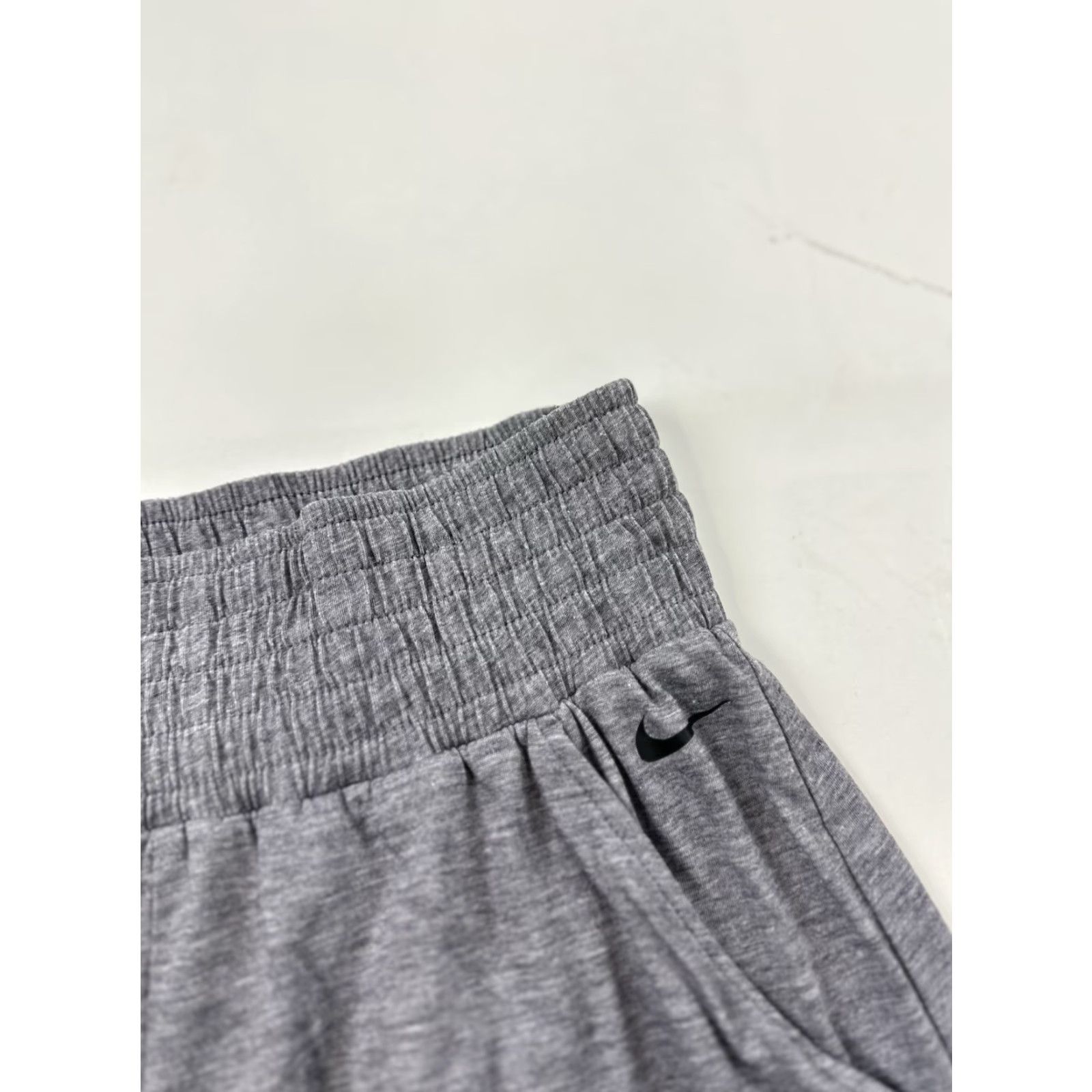Nike Nike Shorts Women S Grey Dri Fit Training Athletic Elastic Waist Cross Training Gym Soccer Running Jogging Colorful Logo 90s? Size 28" / US 6 / IT 42 - 3 Thumbnail