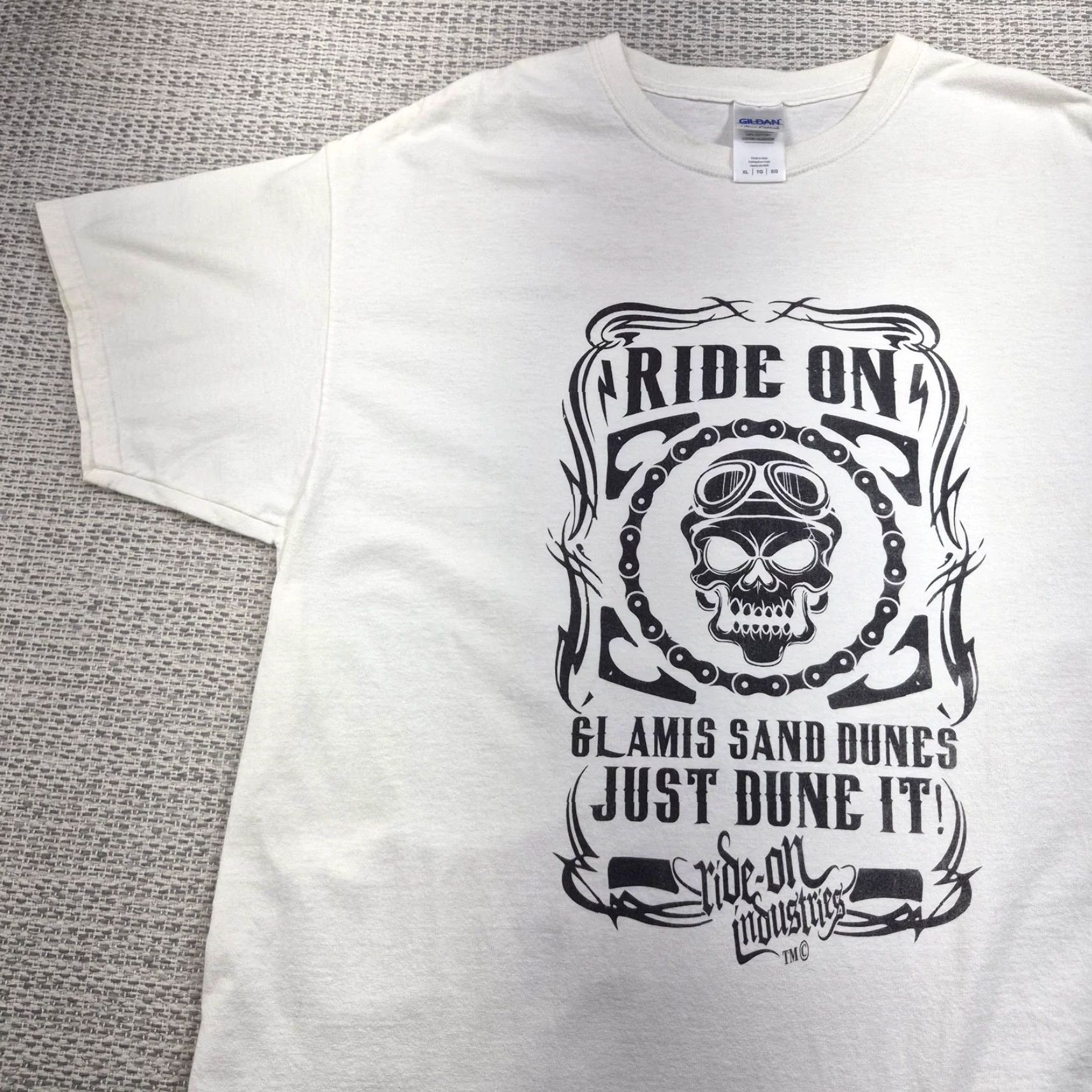 Gildan Gildan Shirt Mens XL White Ride On Glamis Sand Dunes Skull Graphic Tee Biker Size US XL / EU 56 / 4 - 3 Thumbnail