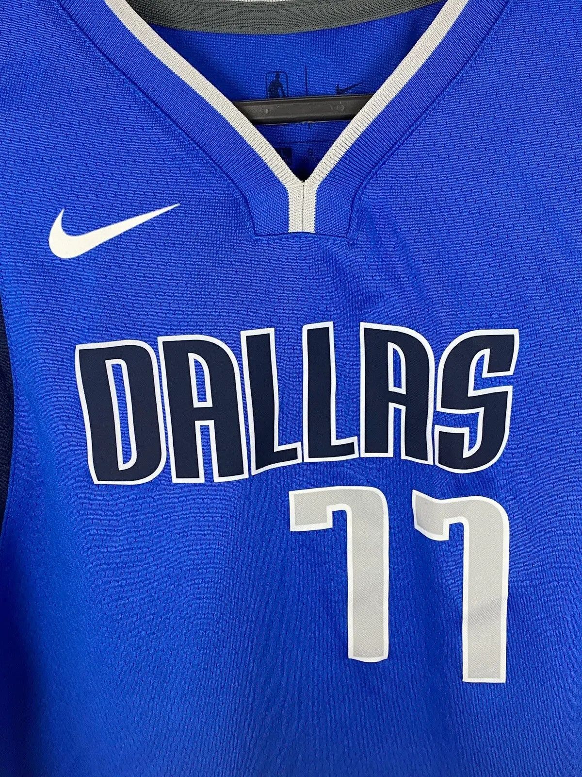 NBA Nike x Dallas Mavericks NBA #77 Luka Doncic Jersey In Blue Size US S / EU 44-46 / 1 - 3 Thumbnail