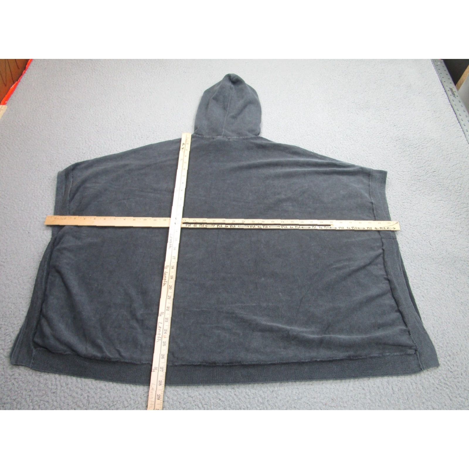 Vintage Barefoot Dreams Cape Sweater Womens One Size Gray Hooded Pockets Oversized BDWES1851 Size ONE SIZE - 7 Thumbnail