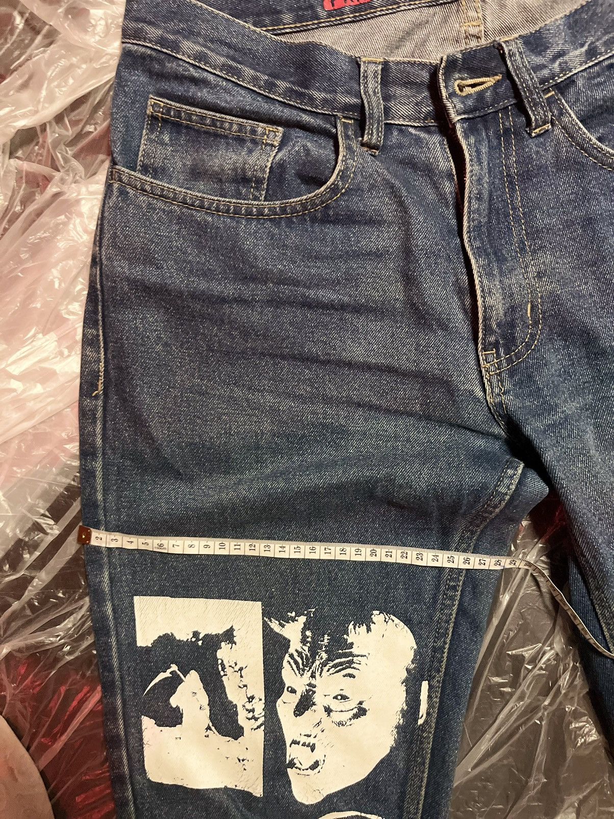 Japanese Brand Custom Horror Graphic Denim Jeans (Straight Fit, DIY2020s) Size US 30 / EU 46 - 7 Thumbnail