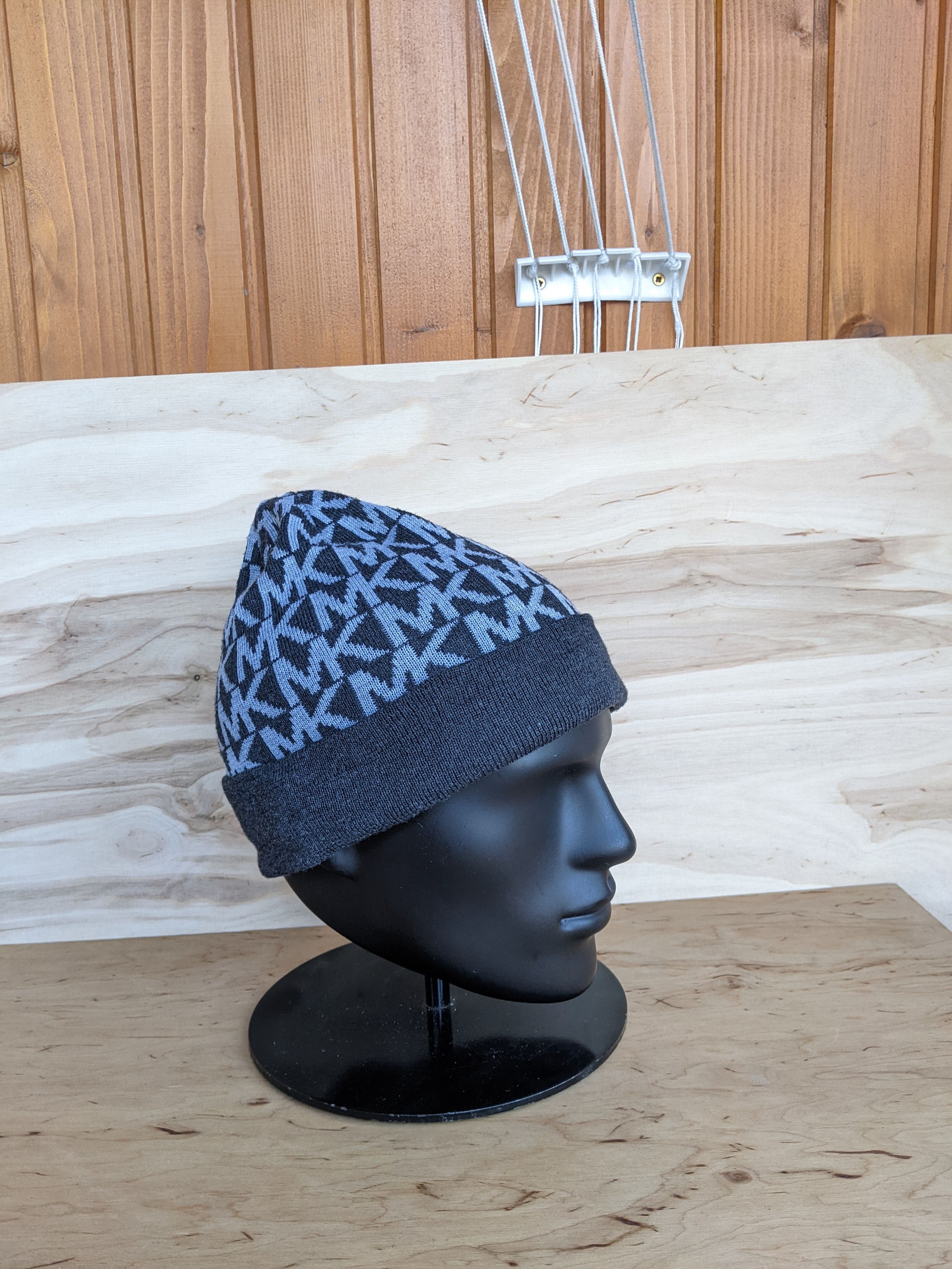 Michael Kors Michael Kors Monogram Hat Beanie DKNY Guess Diesel Size ONE SIZE - 8 Thumbnail