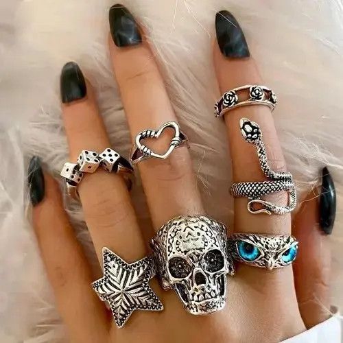 Japanese Brand × Vintage Punk Heart Butterfly Boho Ring Size ONE SIZE - 1 Thumbnail