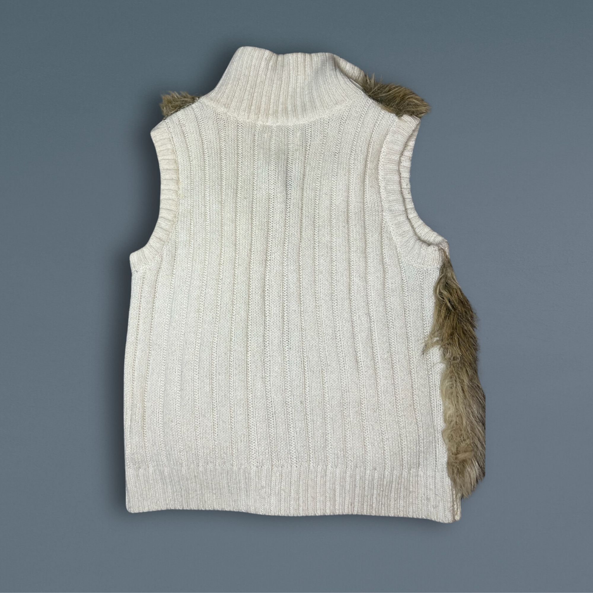 Other Justice Girls Faux Fur Vest Sweater Size 14 Acrylic/Polyeste Size ONE SIZE - 3 Thumbnail